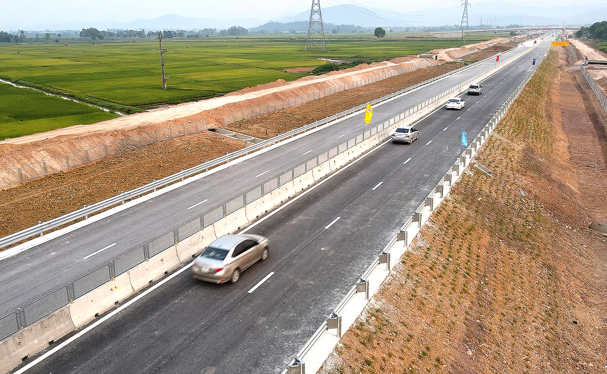 Hiện thực h&oacute;a kh&aacute;t vọng h&oacute;a Rồng- Ảnh 2.