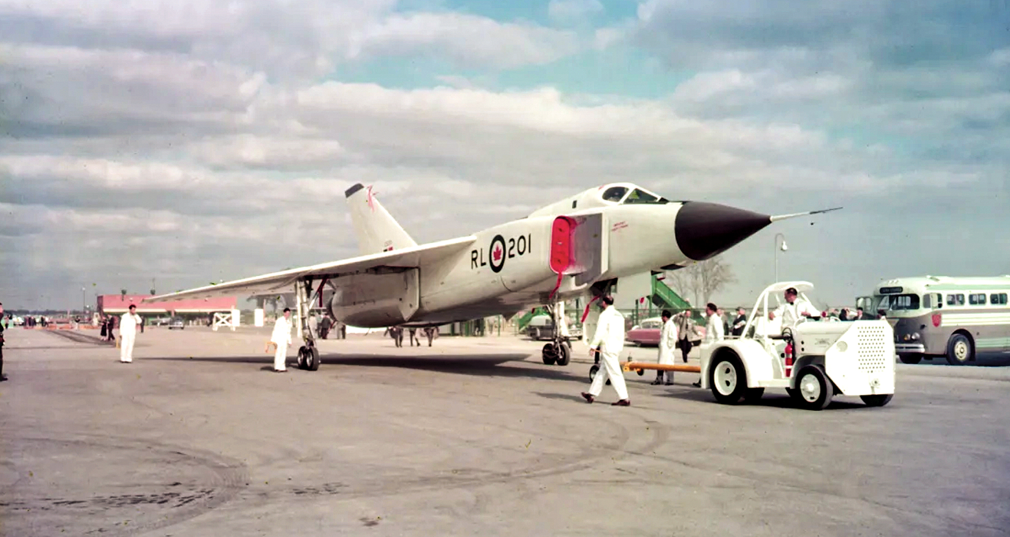 Chiến đấu cơ &ldquo;d&aacute;t v&agrave;ng&rdquo; v&agrave; nỗi &aacute;m ảnh của Canada- Ảnh 2.