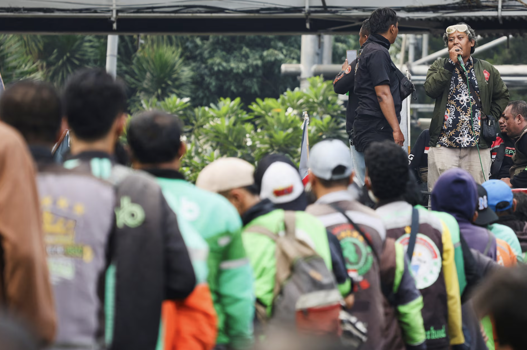 Hơn 1.000 t&agrave;i xế c&ocirc;ng nghệ Indonesia đ&igrave;nh c&ocirc;ng v&igrave; lương thấp- Ảnh 3.