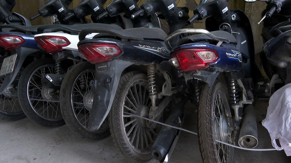 Th&aacute;i B&igrave;nh: Khởi tố nh&oacute;m thanh, thiếu ni&ecirc;n mang hung kh&iacute;, chạy xe m&aacute;y lạng l&aacute;ch, đ&aacute;nh v&otilde;ng- Ảnh 1.