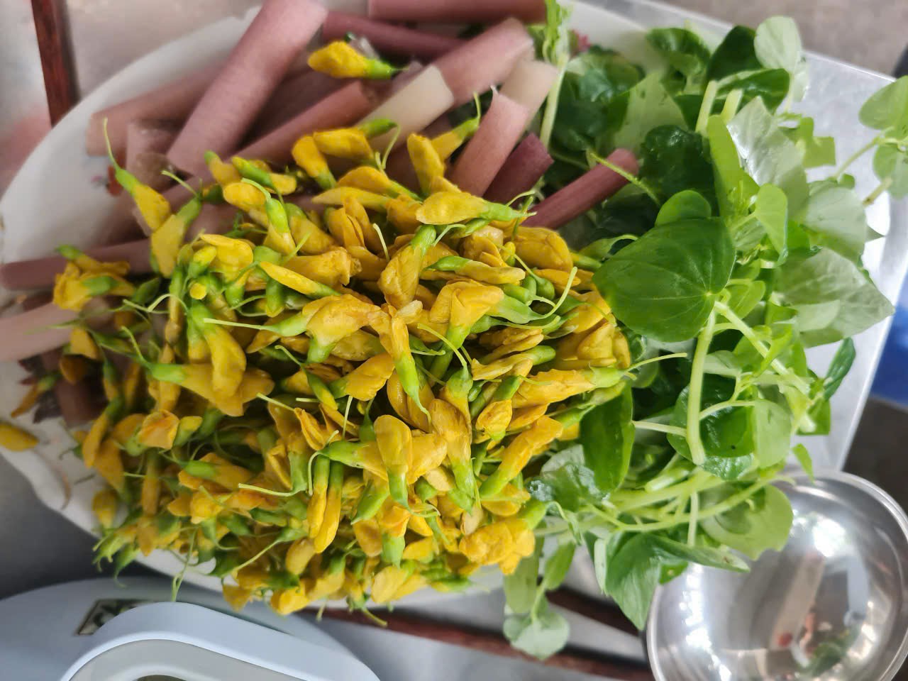 Đến An Giang m&ugrave;a nước nổi, nếm đặc sản c&aacute; linh non trứ danh- Ảnh 2.