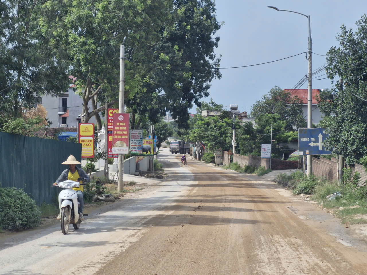 Để xe chở qu&aacute; tải, g&acirc;y &ocirc; nhiễm, nh&agrave; thầu v&agrave; chủ đầu tư s&acirc;n golf đổ lỗi cho nhau- Ảnh 5.