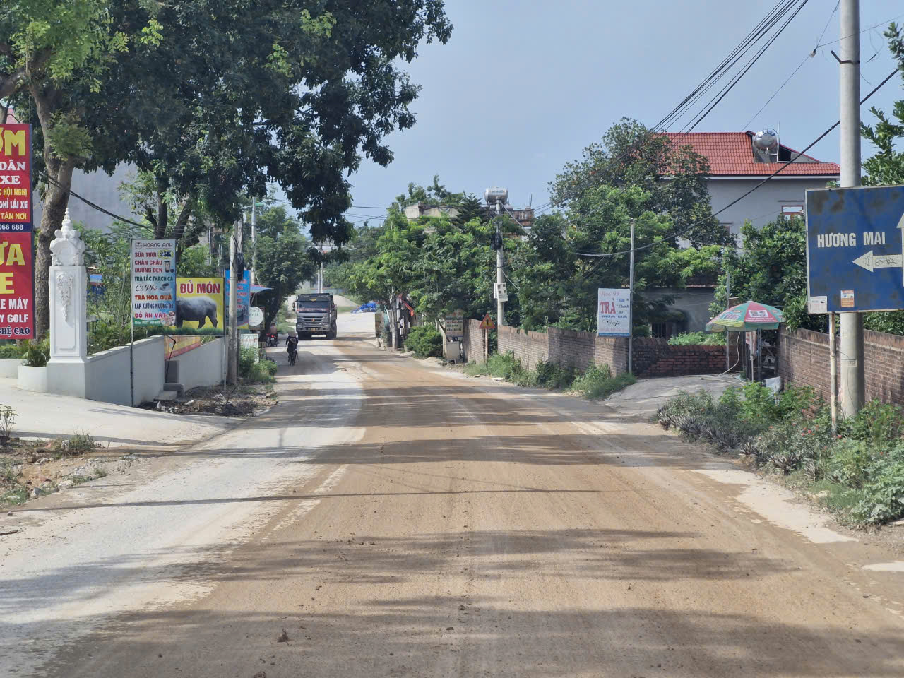 Để xe chở qu&aacute; tải, g&acirc;y &ocirc; nhiễm, nh&agrave; thầu v&agrave; chủ đầu tư s&acirc;n golf đổ lỗi cho nhau- Ảnh 7.