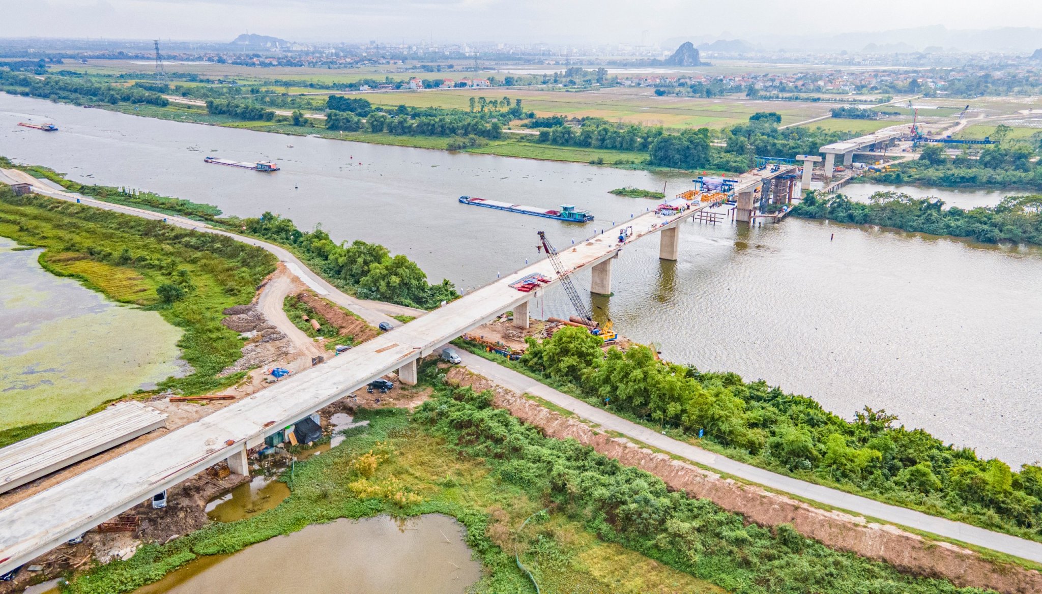 Ho&agrave;n th&agrave;nh cầu Bến Mới nối Nam Định - Ninh B&igrave;nh trong th&aacute;ng 10/2024- Ảnh 1.