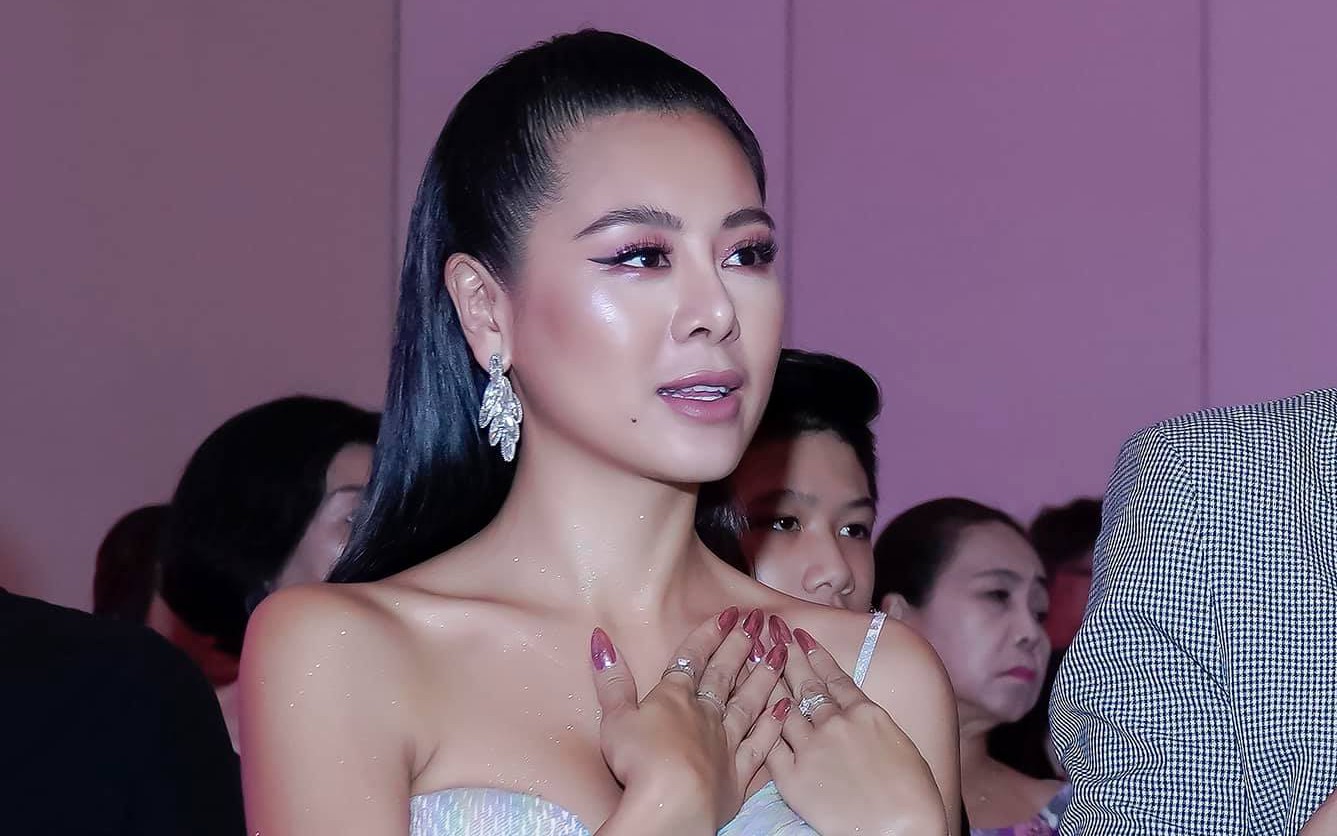 Nam Thư lộ diện sau 1 th&aacute;ng ở ẩn: Phủ nhận l&agrave; 'tiểu tam' v&agrave; d&ugrave;ng chất cấm