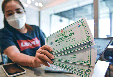 Khối lượng tr&aacute;i phiếu doanh nghiệp mua lại trước hạn giảm 36%- Ảnh 1.