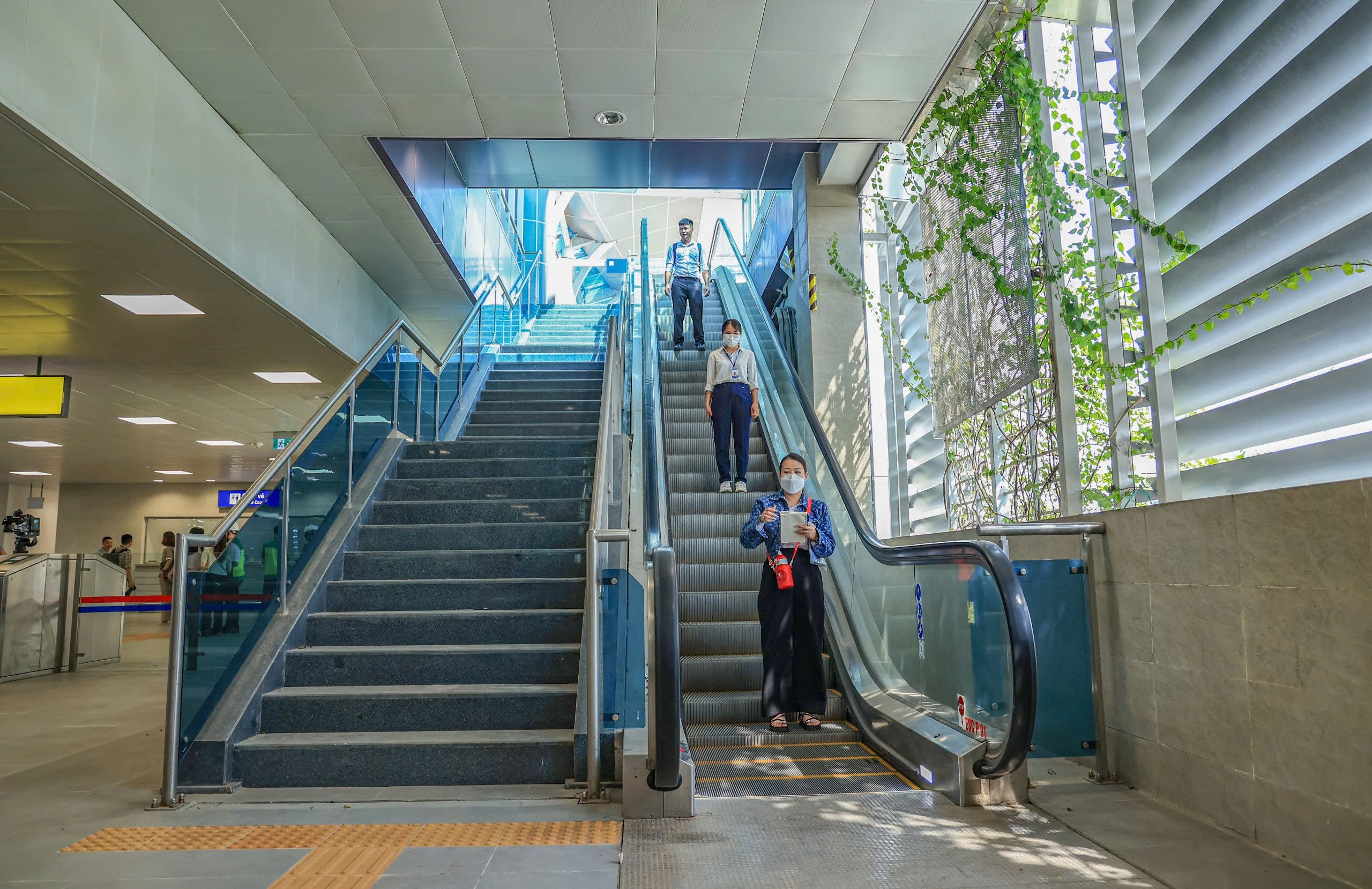 Cận cảnh metro Nhổn - ga H&agrave; Nội trước ng&agrave;y vận h&agrave;nh thương mại- Ảnh 6.