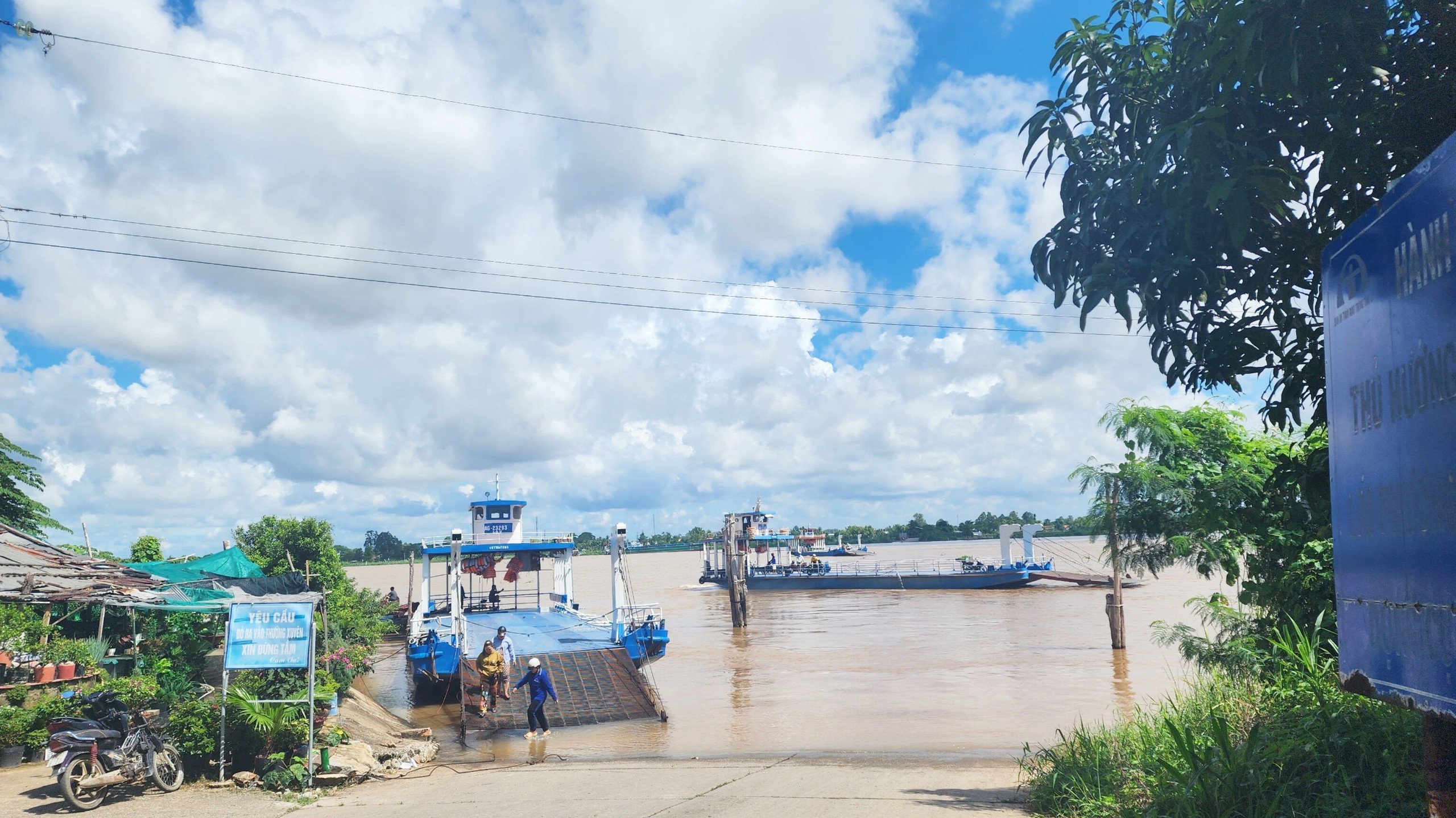 An Giang: Kiểm tra to&agrave;n bộ c&aacute;c bến kh&aacute;ch ngang s&ocirc;ng- Ảnh 1.