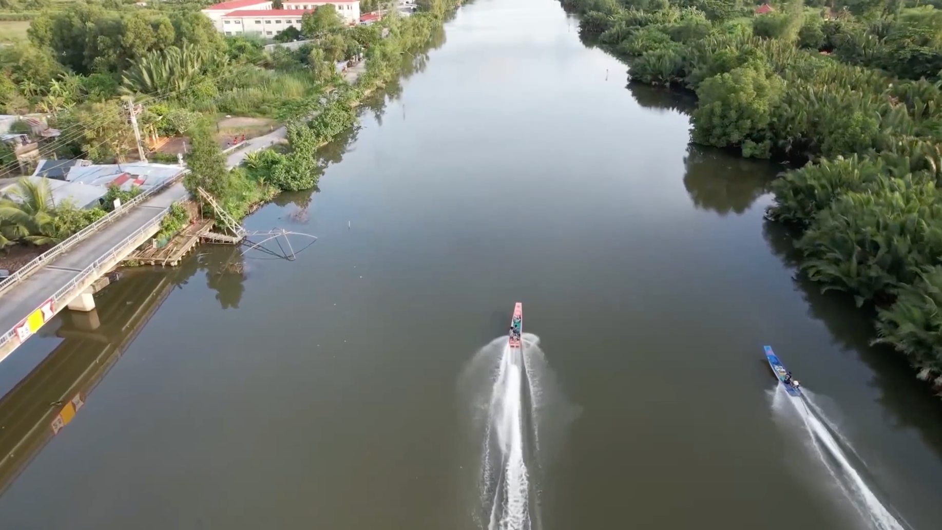 Về C&agrave; Mau xem vỏ l&atilde;i bay qua đập- Ảnh 3.