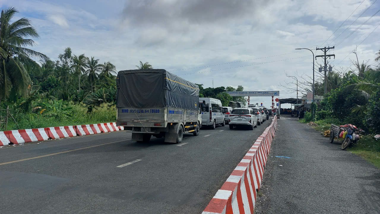 Ph&agrave; Đại Ng&atilde;i th&ocirc;ng tho&aacute;ng trong những ng&agrave;y đầu nghỉ lễ- Ảnh 3.