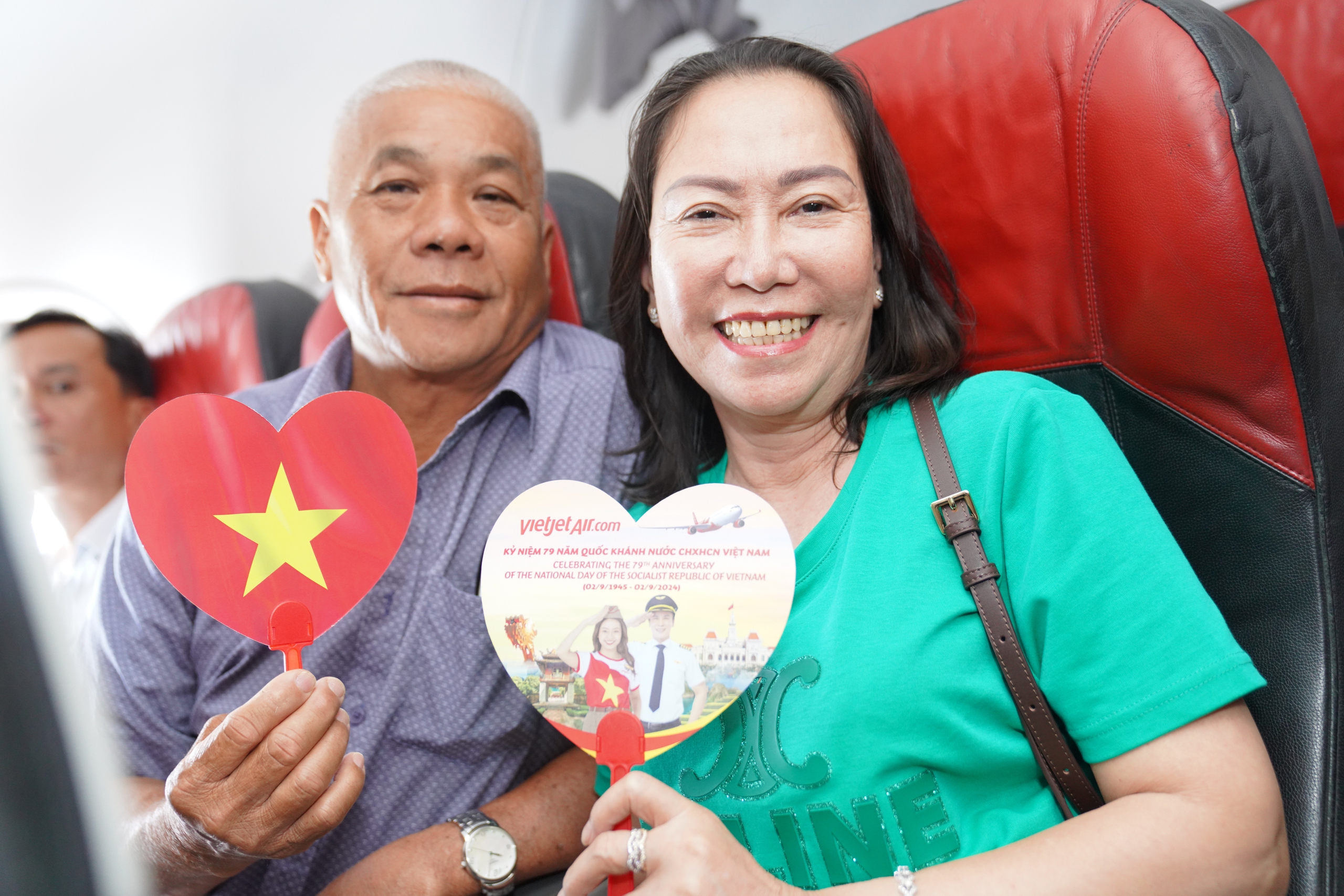 Mu&ocirc;n &aacute;nh sao v&agrave;ng tr&ecirc;n những chuyến bay Vietjet dịp Quốc kh&aacute;nh 2/9- Ảnh 7.