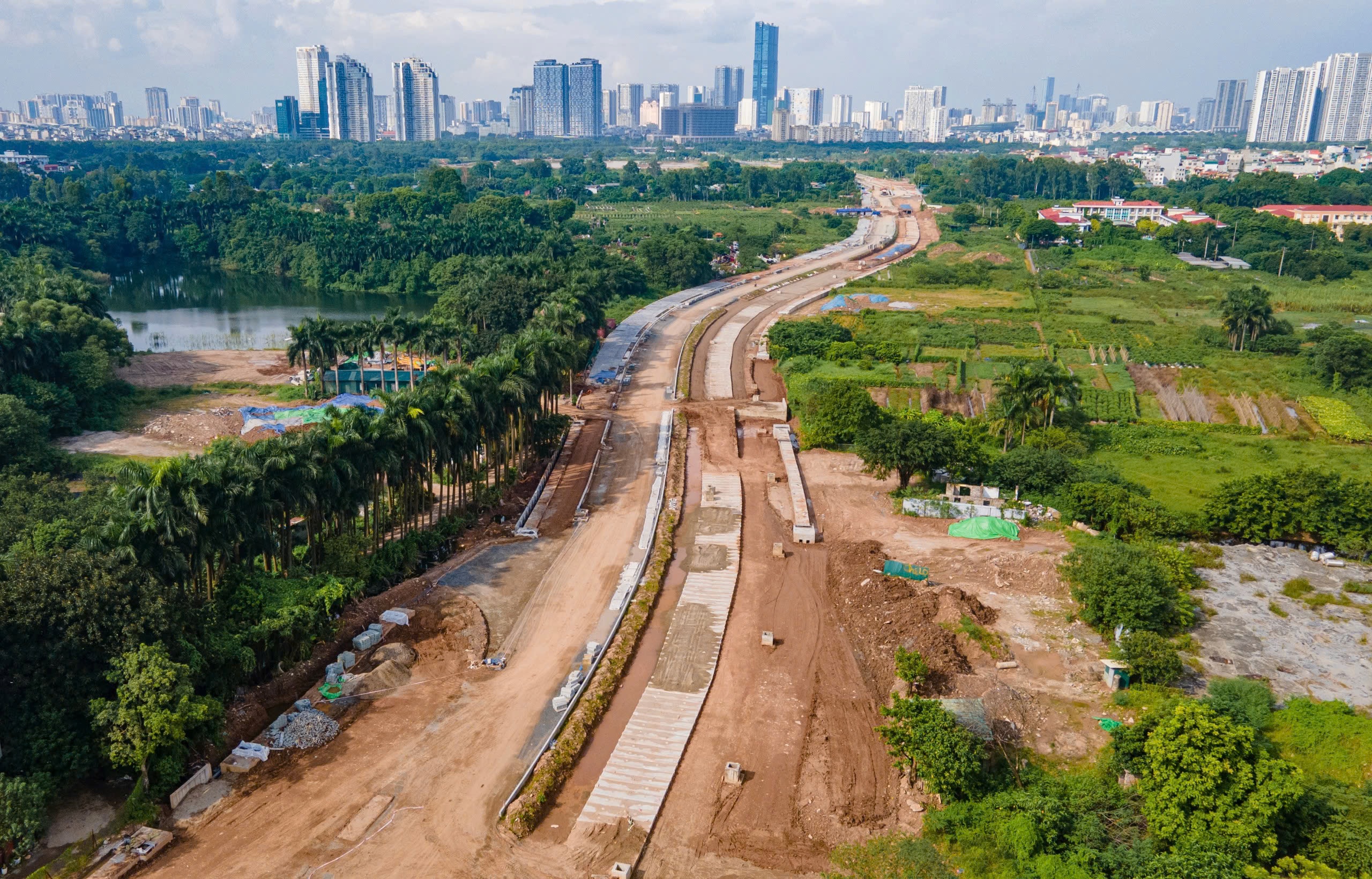 Gấp r&uacute;t thi c&ocirc;ng xuy&ecirc;n lễ, th&ocirc;ng xe đường L&ecirc; Quang Đạo dịp 10/10- Ảnh 6.