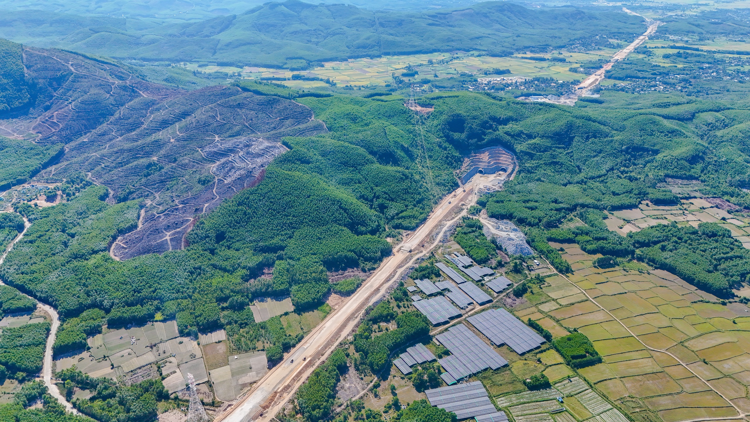 Xuy&ecirc;n lễ thi c&ocirc;ng hầm đường bộ d&agrave;i nhất cao tốc Bắc - Nam ph&iacute;a Đ&ocirc;ng- Ảnh 13.