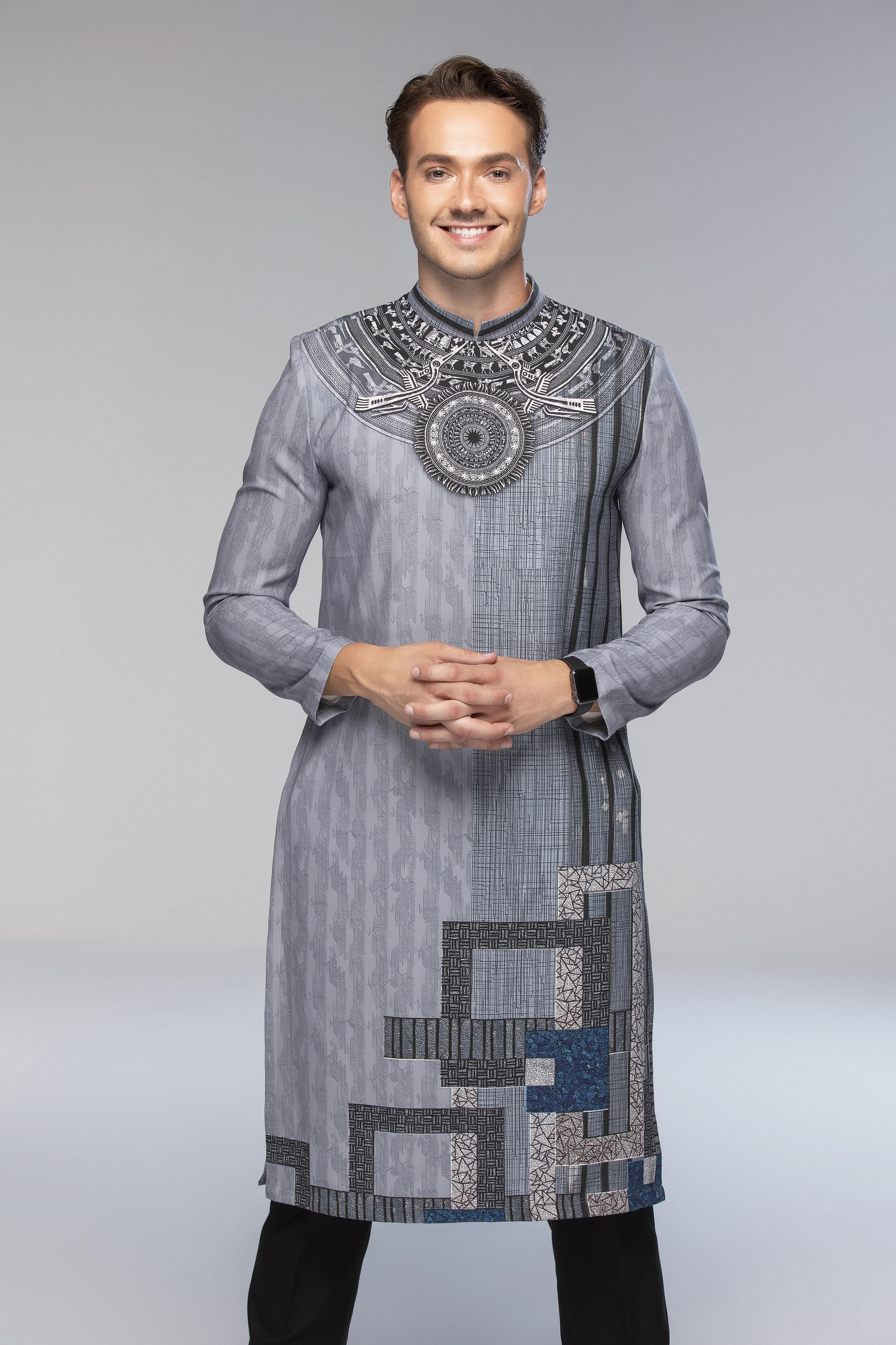 Hoa hậu &Yacute; Nhi, Hoa hậu Thế giới Krystyna v&agrave; nam vương Jack Heslewood mặc &aacute;o d&agrave;i Việt Nam- Ảnh 2.