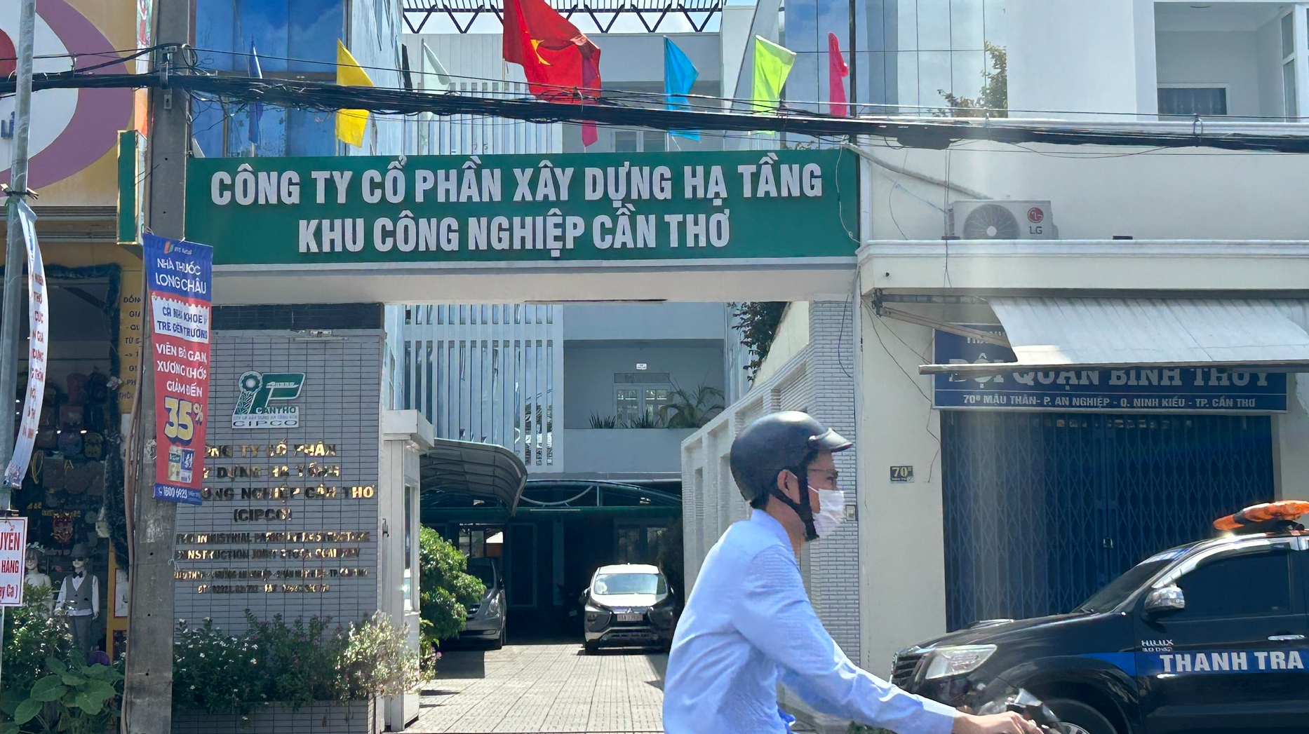 Bắt một tổng gi&aacute;m đốc ở Cần Thơ để điều tra h&agrave;nh vi chiếm đoạt t&agrave;i sản- Ảnh 1.