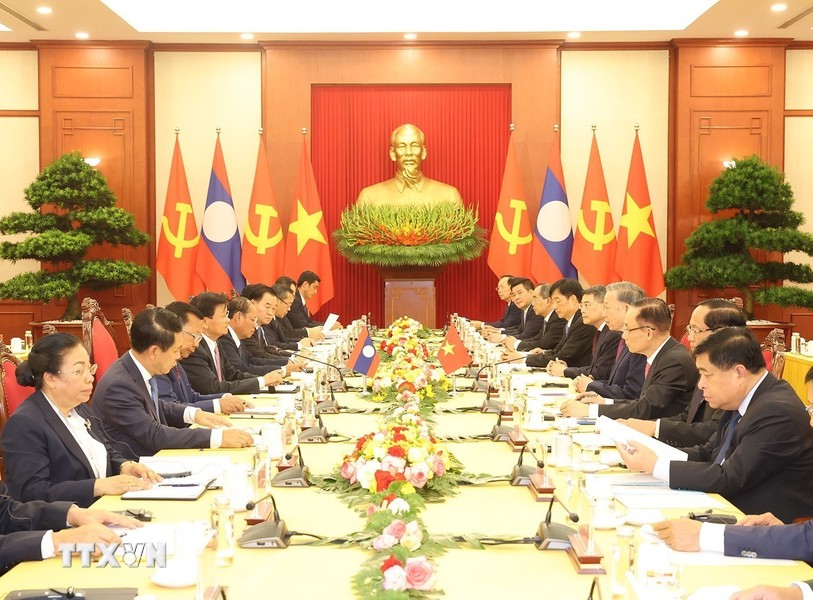 Đẩy mạnh hợp tác giao thông, hạ tầng cơ sở để Việt - Lào cùng phát triển- Ảnh 1. Đẩy mạnh hợp tác giao thông, hạ tầng cơ sở để Việt - Lào cùng phát triển- Ảnh 1.