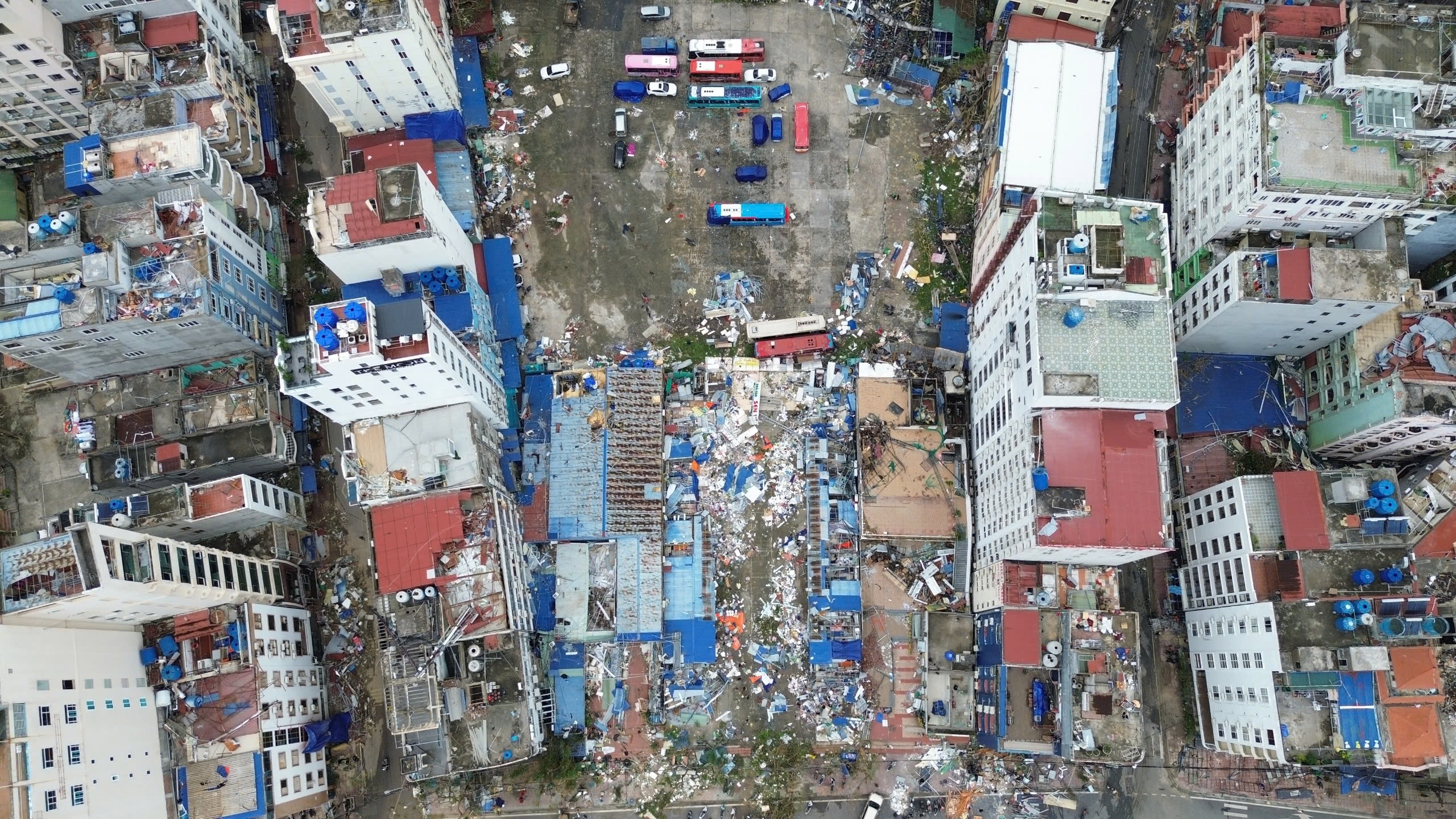 Cận cảnh đảo C&aacute;t B&agrave; bị c&ocirc; lập sau b&atilde;o Yagi c&agrave;n qu&eacute;t- Ảnh 3.