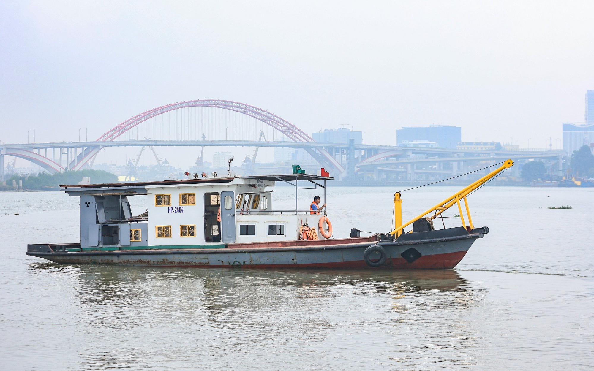 Đường thủy c&ocirc;ng bố vị tr&iacute; neo đậu phương tiện an to&agrave;n m&ugrave;a lũ