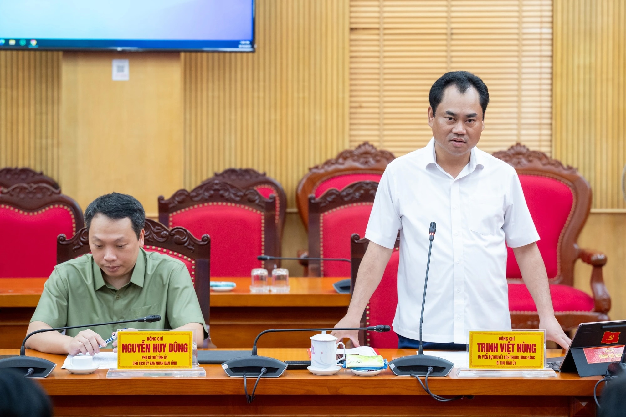 Chủ tịch Quốc hội: Đảm bảo 100% người d&acirc;n c&oacute; chỗ ở như trước b&atilde;o lũ- Ảnh 1.