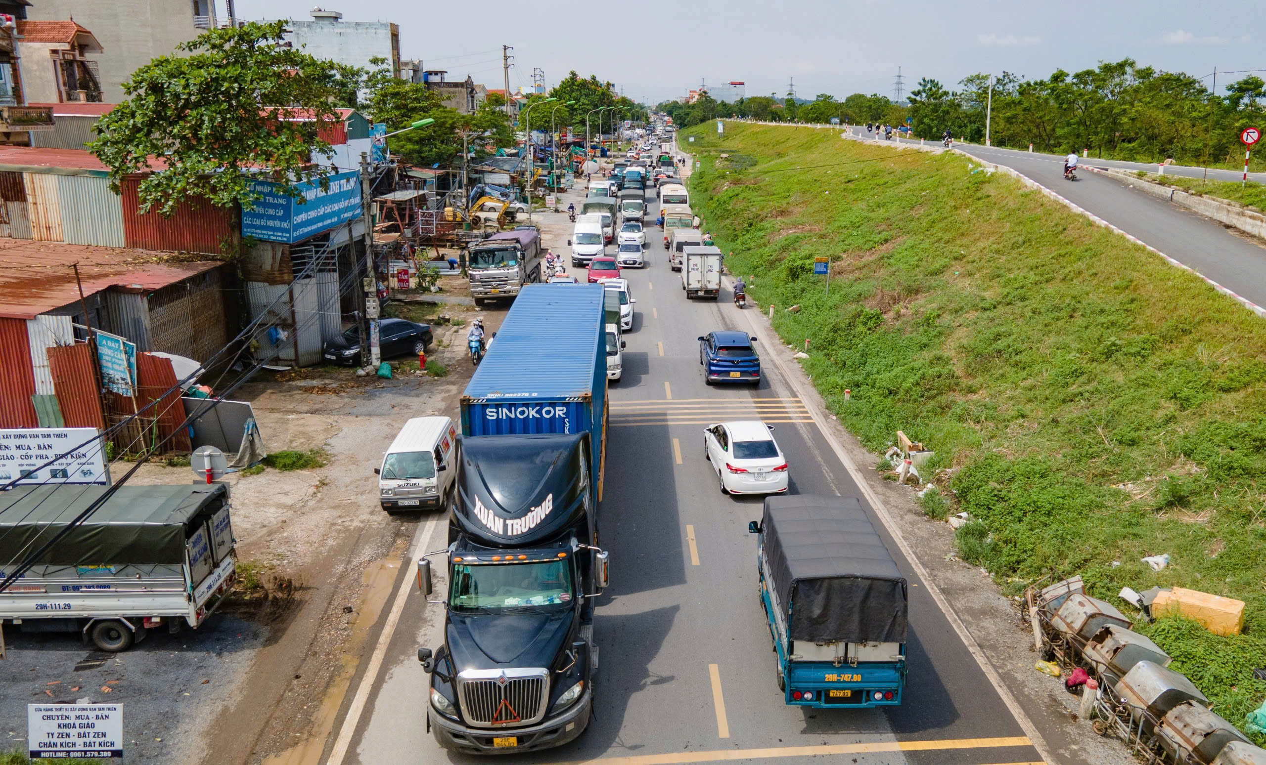 H&agrave; Nội: Nhiều c&ocirc;ng tr&igrave;nh giao th&ocirc;ng trọng điểm vẫn thi c&ocirc;ng cầm chừng v&igrave; &uacute;ng ngập sau b&atilde;o- Ảnh 22.