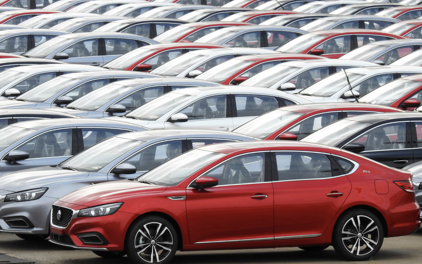 Mỹ chốt &aacute;p thuế 100% đối với xe điện Trung Quốc, Bắc Kinh phản ứng mạnh