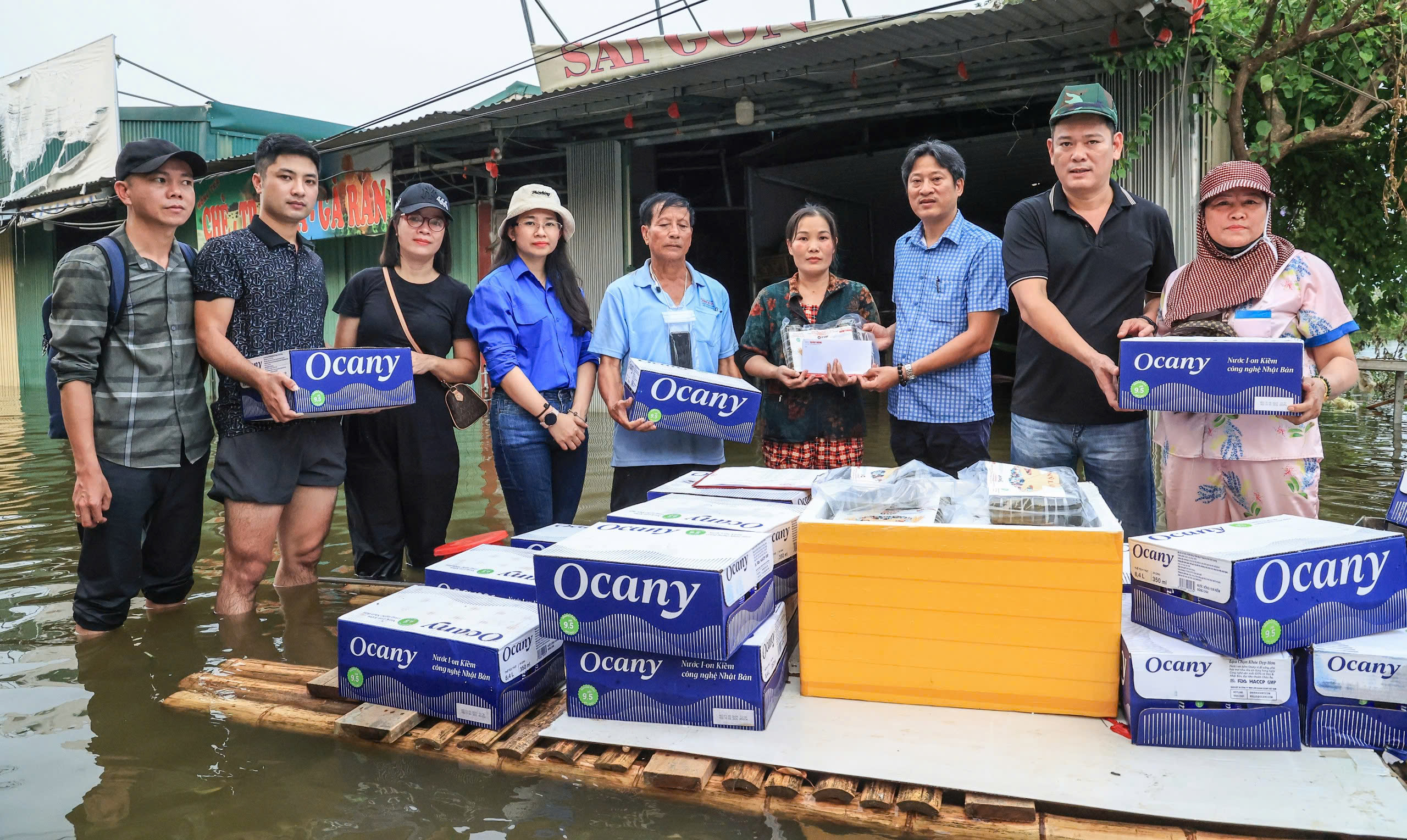 1.000 b&aacute;nh t&eacute;t Cần Thơ "bay" tới v&ugrave;ng lụt H&agrave; Nam chỉ sau nửa ng&agrave;y- Ảnh 7.