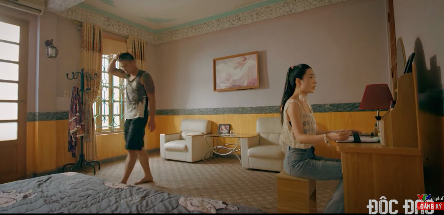 "Độc đạo" tập 8: &Ocirc;ng tr&ugrave;m Qu&acirc;n "gi&agrave;" lộ mặt?- Ảnh 1.