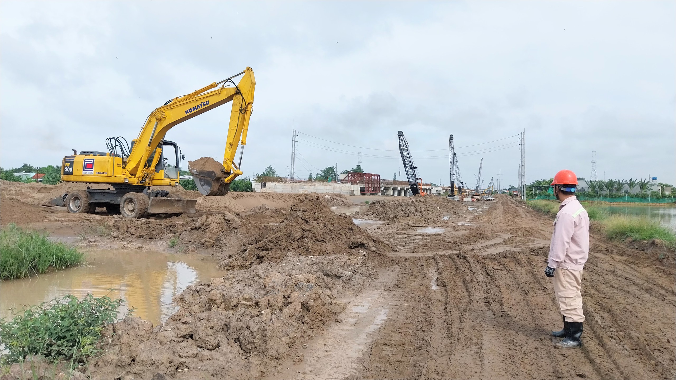 C&oacute; c&aacute;t, cao tốc Cao L&atilde;nh - An Hữu bứt ph&aacute; thi c&ocirc;ng- Ảnh 2.