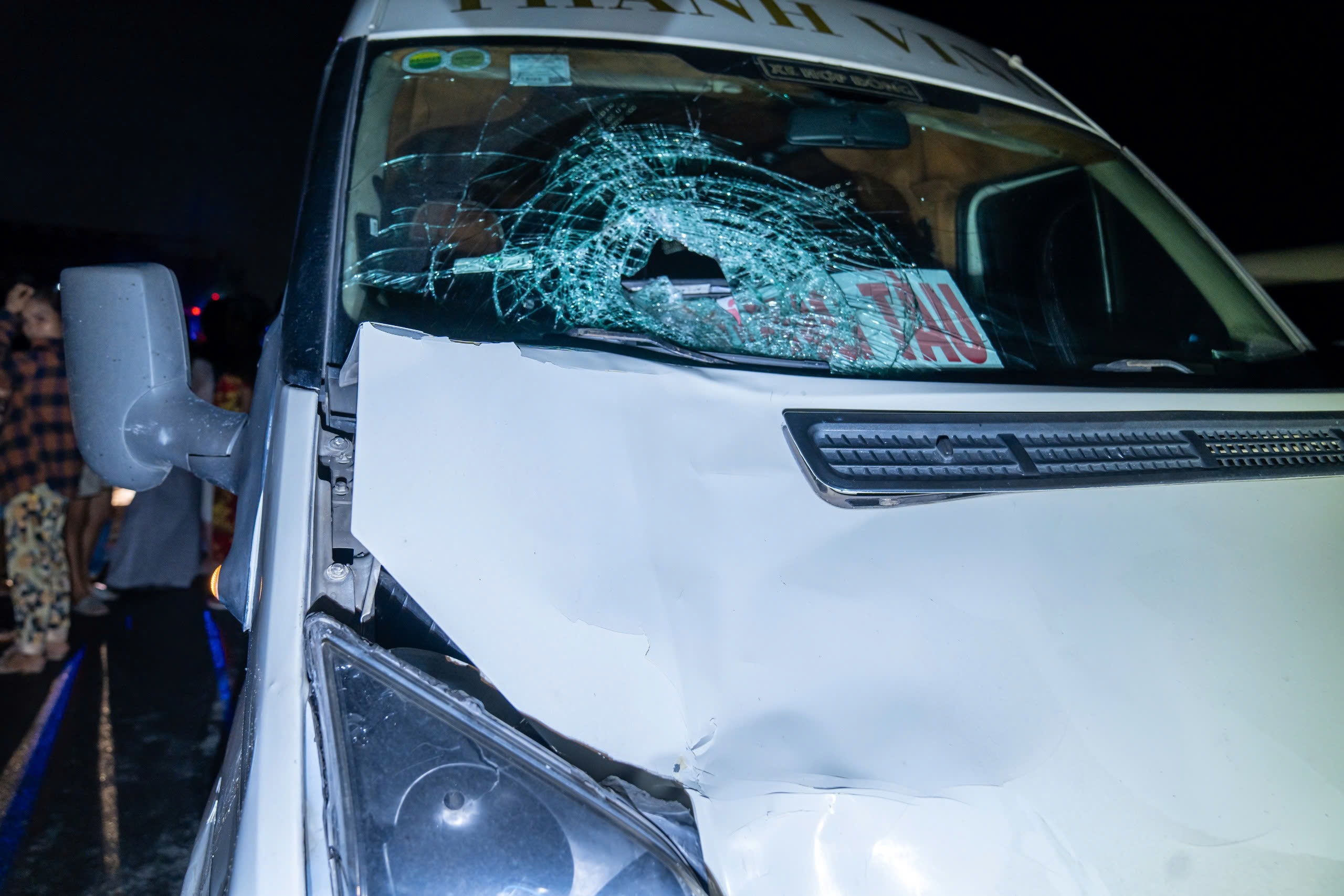 Xe khách va chạm với xe máy trên QL51, người đàn ông 56 tuổi tử vong tại chỗ- Ảnh 7. Xe khách va chạm với xe máy trên QL51, người đàn ông 56 tuổi tử vong tại chỗ- Ảnh 7.