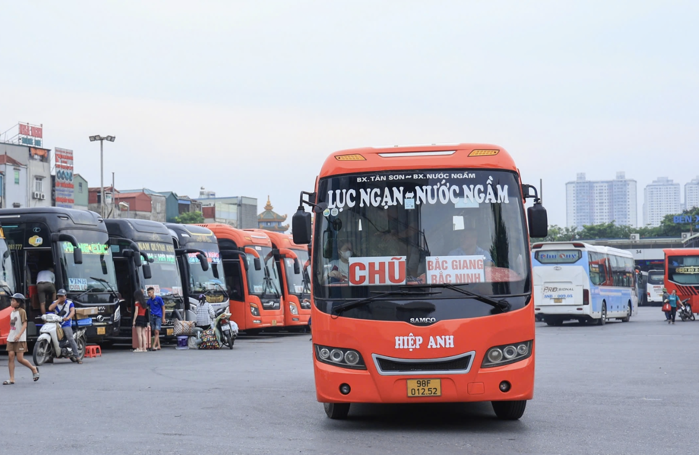 Bộ phận quản l&yacute; an to&agrave;n tại đơn vị kinh doanh vận tải sẽ phải đ&aacute;p ứng y&ecirc;u cầu n&agrave;o?- Ảnh 2.