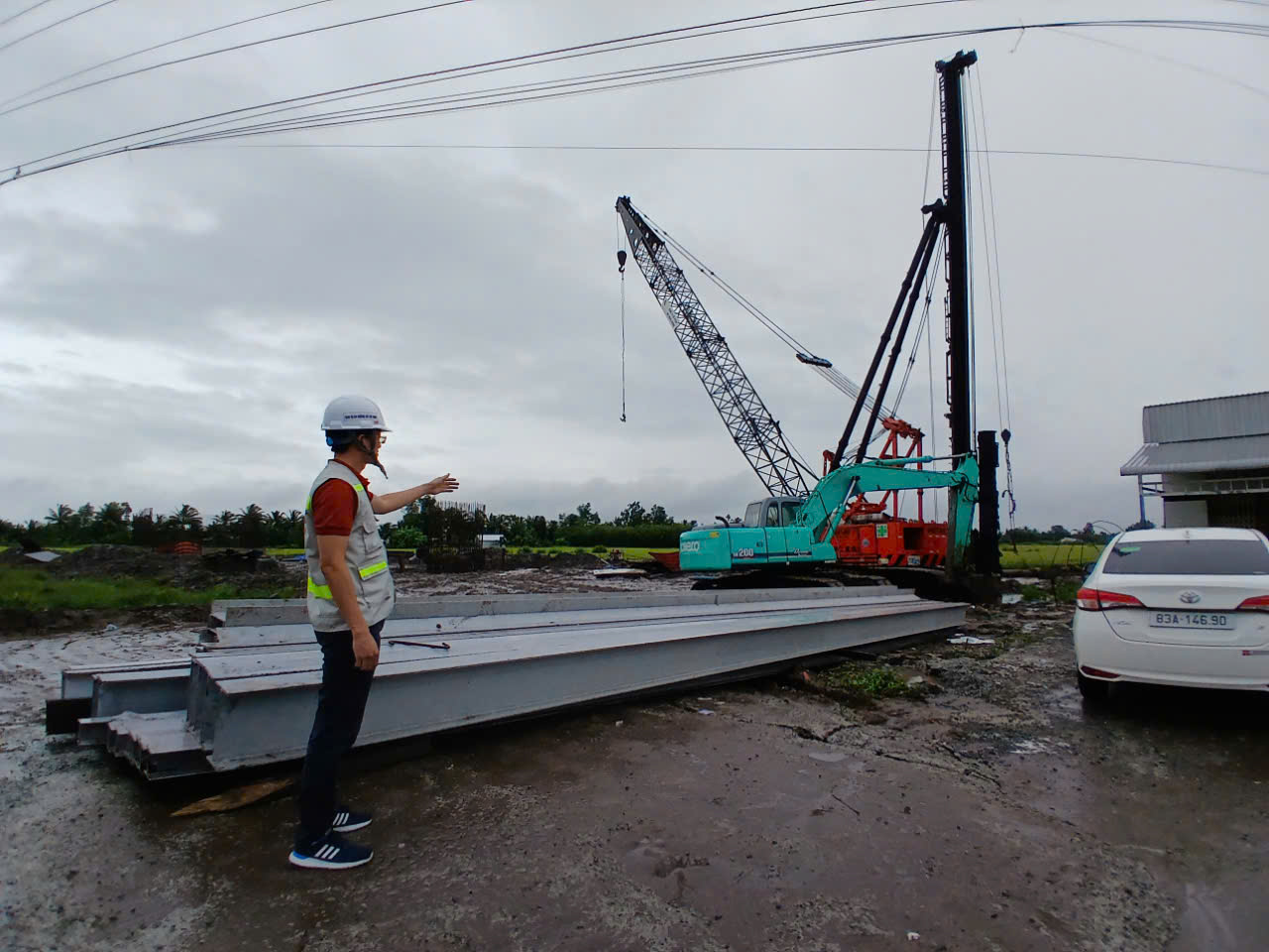 Mua cát từ Campuchia để đẩy nhanh tiến độ đường Hồ Chí Minh đoạn qua Kiên Giang- Ảnh 1. Mua cát từ Campuchia để đẩy nhanh tiến độ đường Hồ Chí Minh đoạn qua Kiên Giang- Ảnh 1.