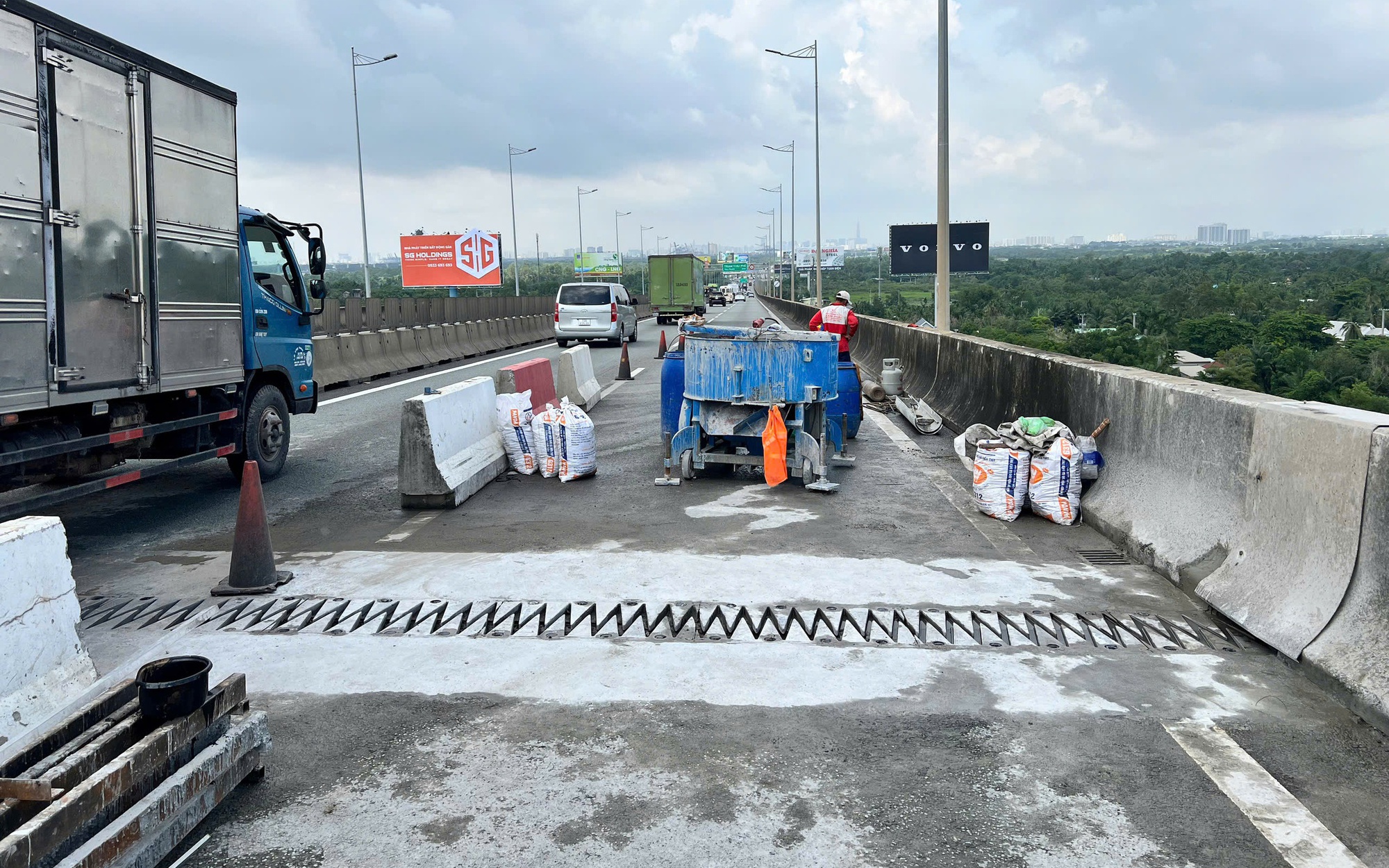 23h đ&ecirc;m 19/9: Dỡ phong tỏa l&agrave;n đường tr&ecirc;n cao tốc TP.HCM - Long Th&agrave;nh