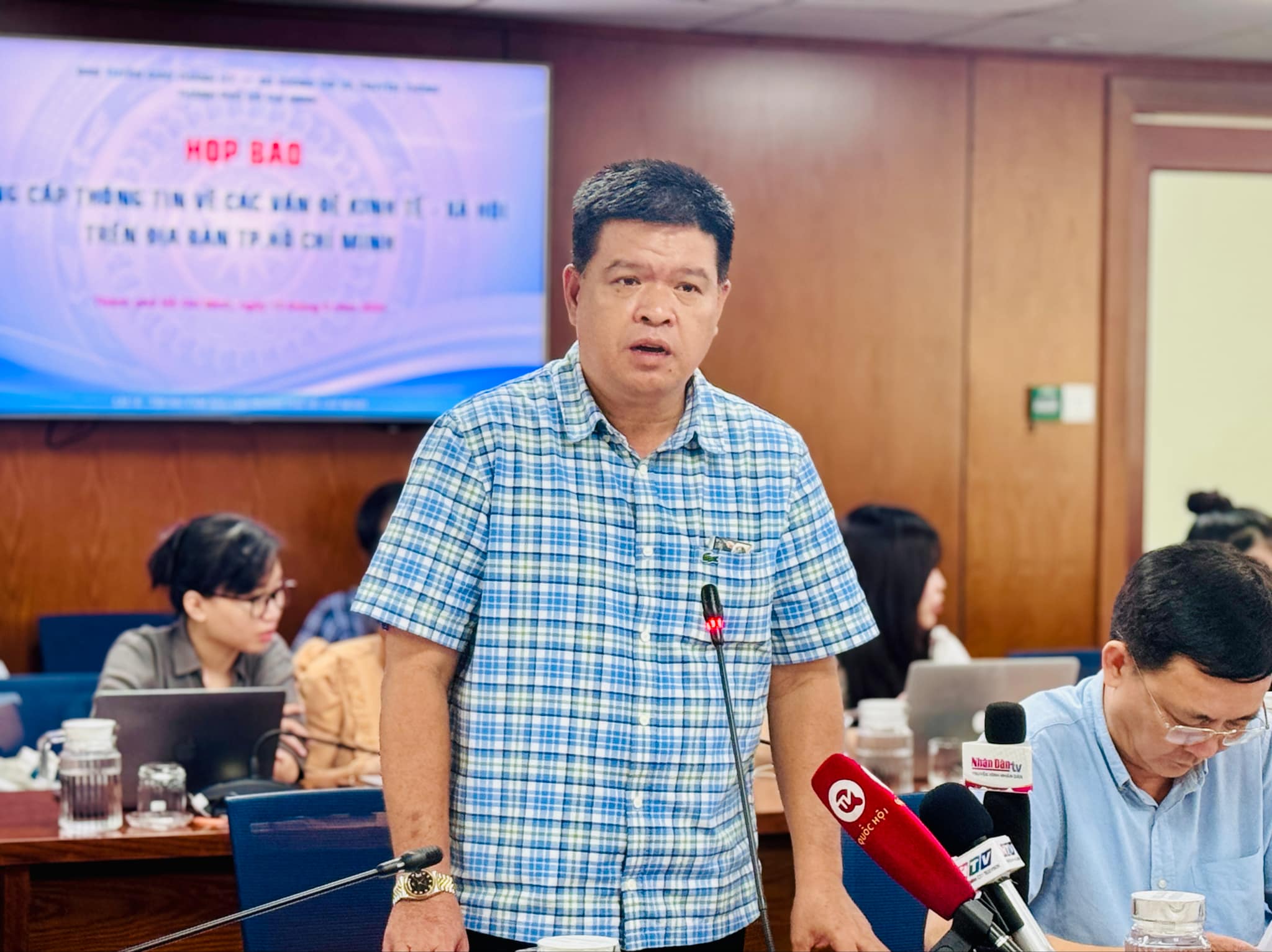Người d&acirc;n &yacute; kiến về trạm BOT Ph&uacute; Hữu, Sở GTVT TP.HCM n&oacute;i g&igrave;?- Ảnh 2.