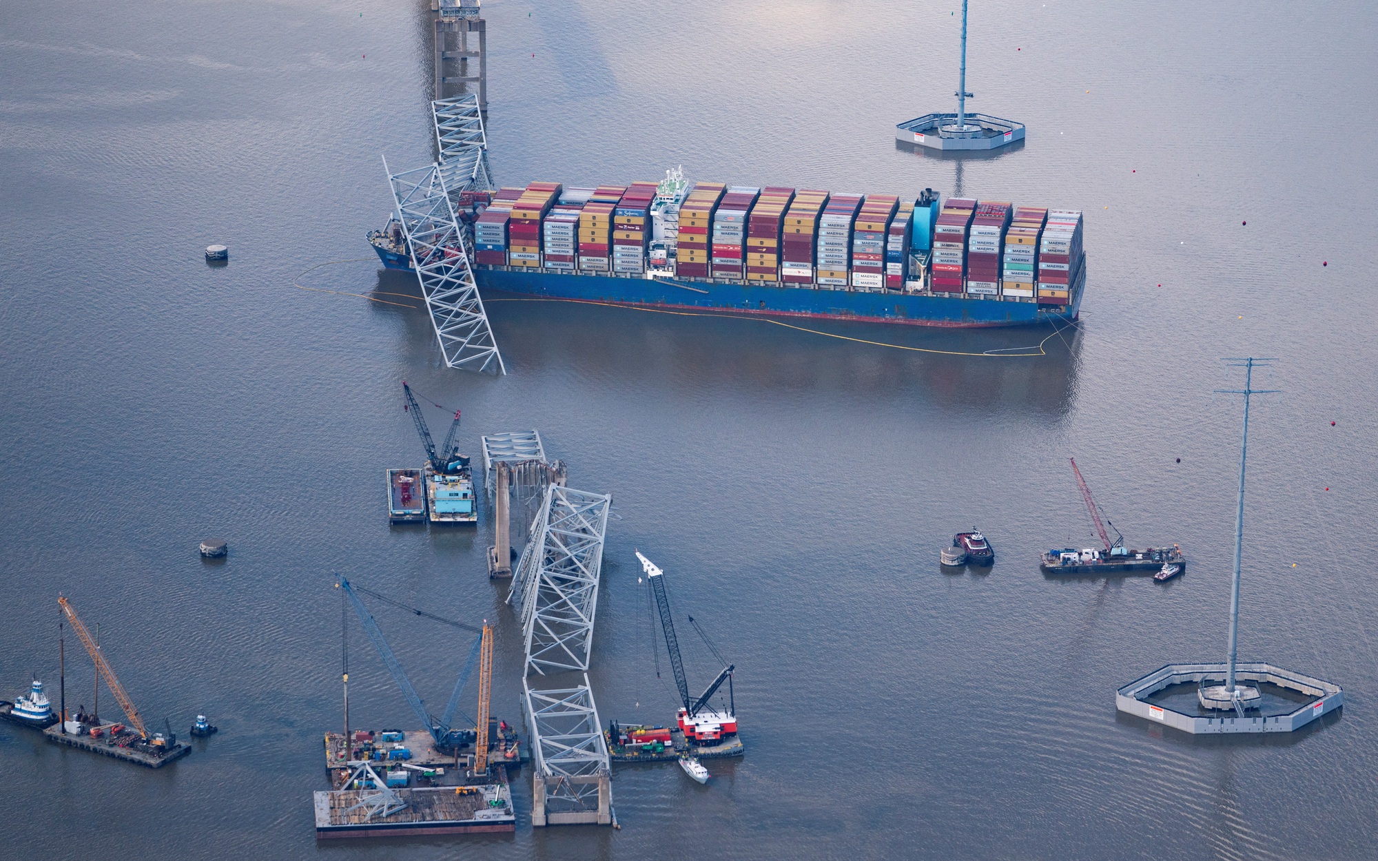 Vụ t&agrave;u đ&acirc;m sập cầu ở Mỹ: Bộ Tư ph&aacute;p kiện đơn vị vận h&agrave;nh, đ&ograve;i bồi thường 100 triệu USD