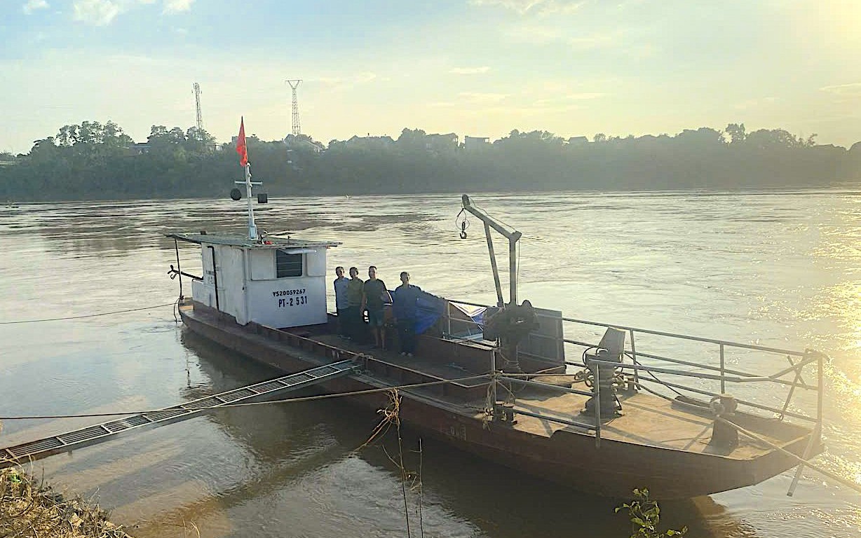 Đề xuất phương &aacute;n vận h&agrave;nh cầu phao Phong Ch&acirc;u