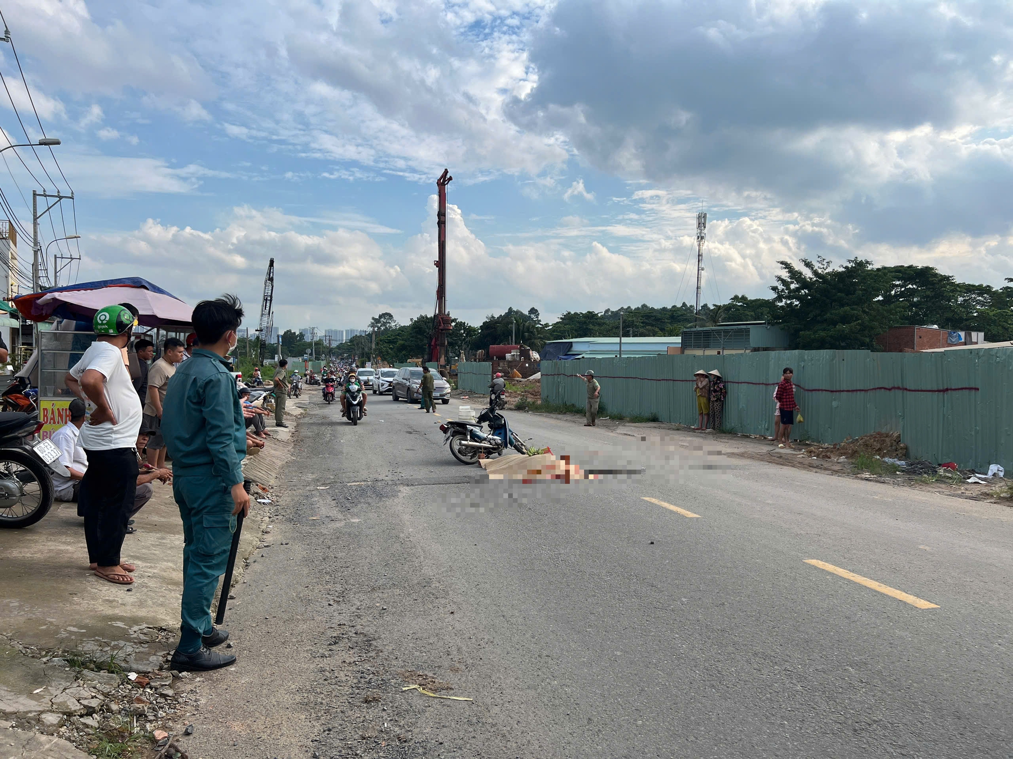 Tr&ecirc;n đường đi ăn giỗ về, người đ&agrave;n &ocirc;ng gặp nạn, tử vong tại chỗ- Ảnh 1.