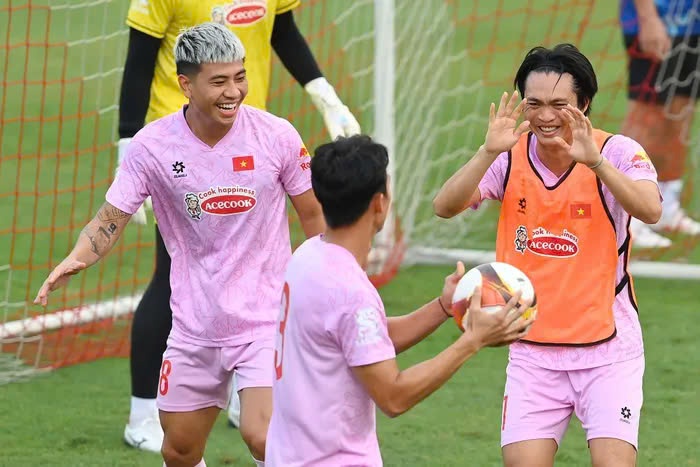 Tuyển Việt Nam tập b&agrave;i dị trước ng&agrave;y đấu Nga v&agrave; Th&aacute;i Lan- Ảnh 1.