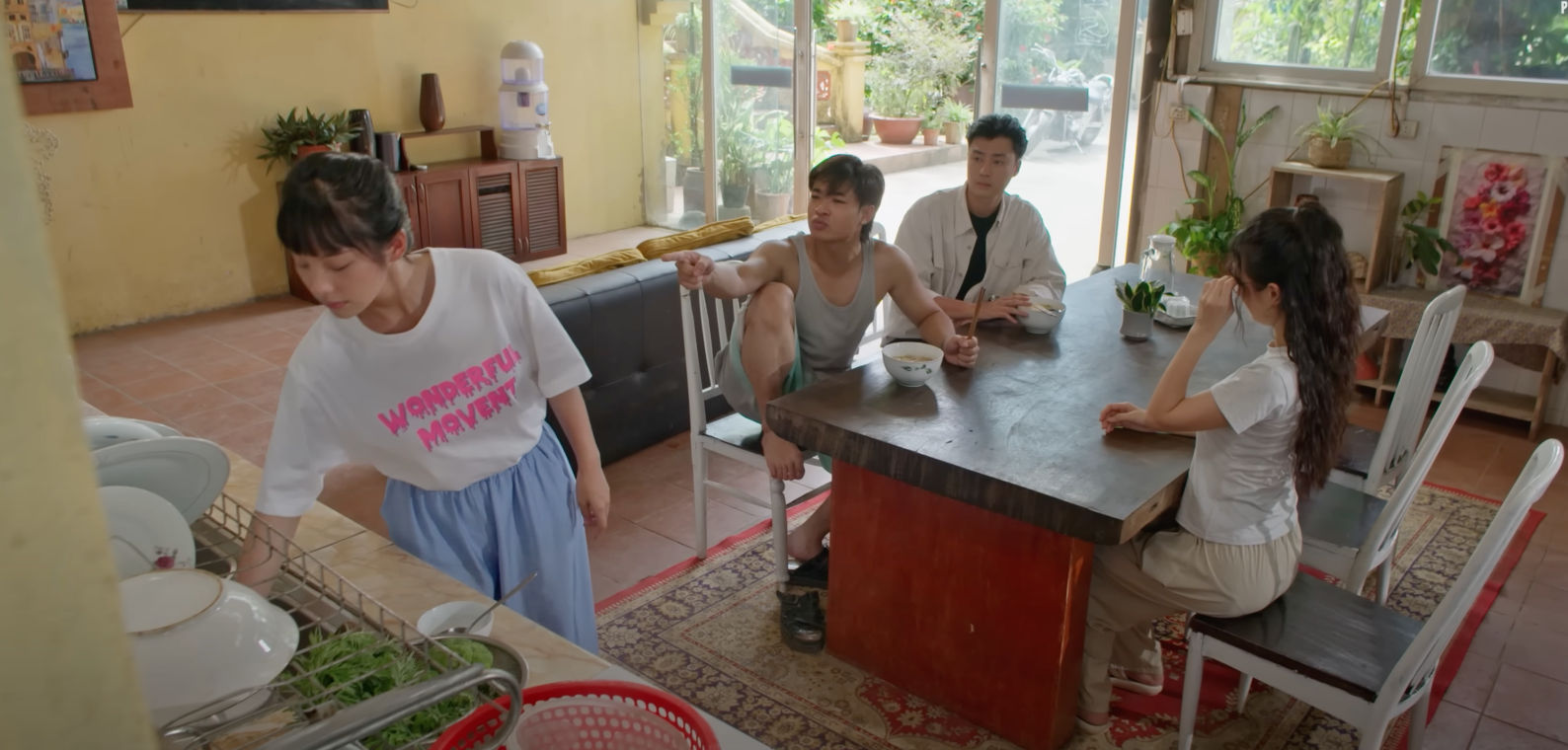 Đi giữa trời rực rỡ tập 24: Như làm "sugar baby", Chải chính thức khởi nghiệp- Ảnh 4. Đi giữa trời rực rỡ tập 24: Như làm "sugar baby", Chải chính thức khởi nghiệp- Ảnh 4.