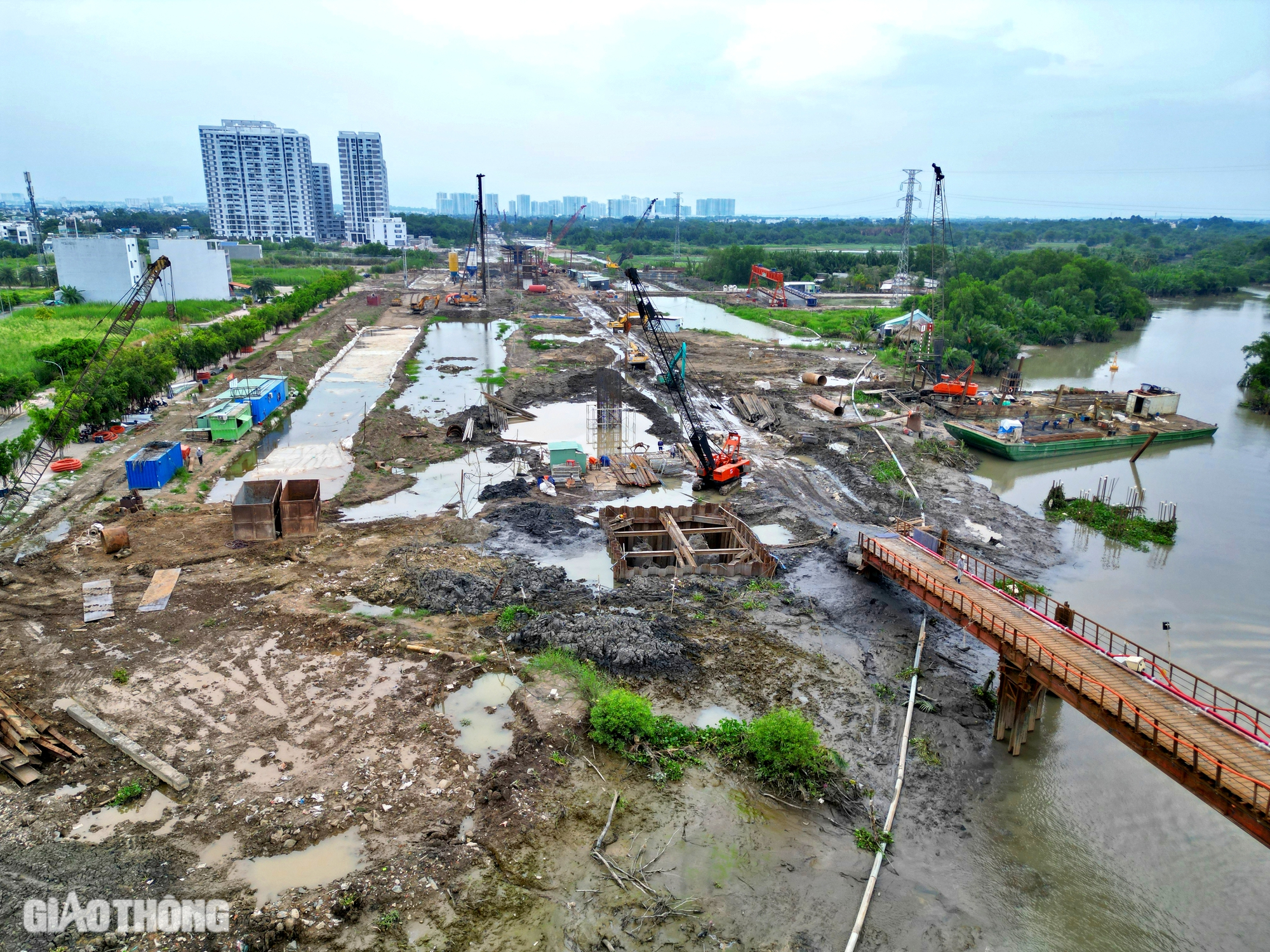 Hình hài dự án Vành đai 3 sau gần 15 tháng "vượt nắng thắng mưa"- Ảnh 3. Hình hài dự án Vành đai 3 sau gần 15 tháng "vượt nắng thắng mưa"- Ảnh 3.