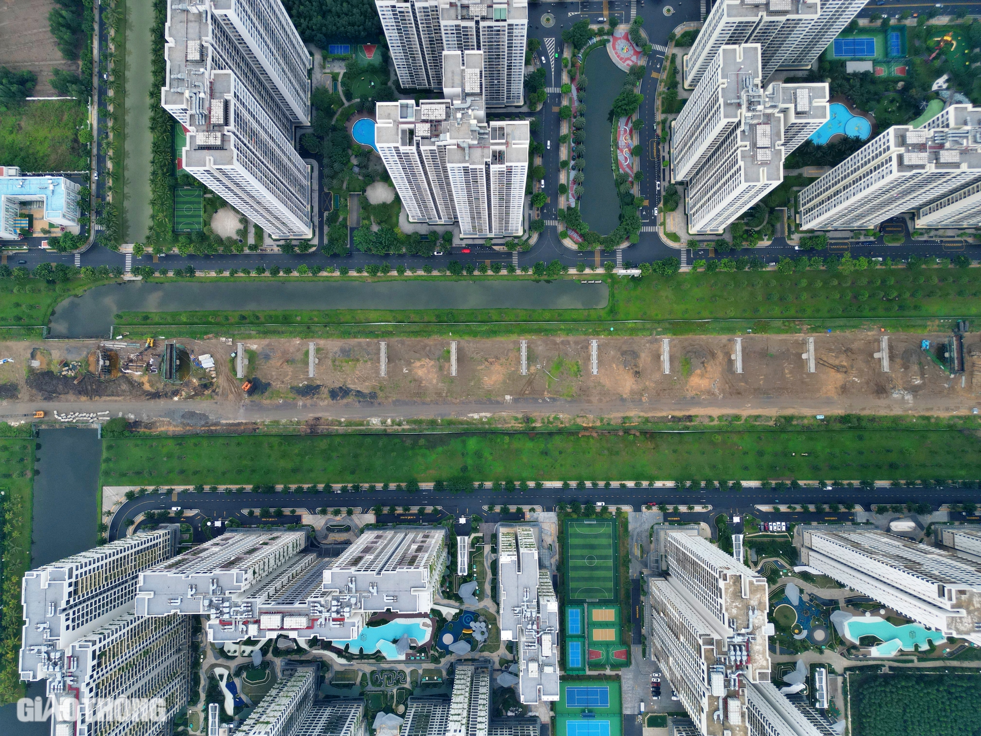 Hình hài dự án Vành đai 3 sau gần 15 tháng "vượt nắng thắng mưa"- Ảnh 10. Hình hài dự án Vành đai 3 sau gần 15 tháng "vượt nắng thắng mưa"- Ảnh 10.