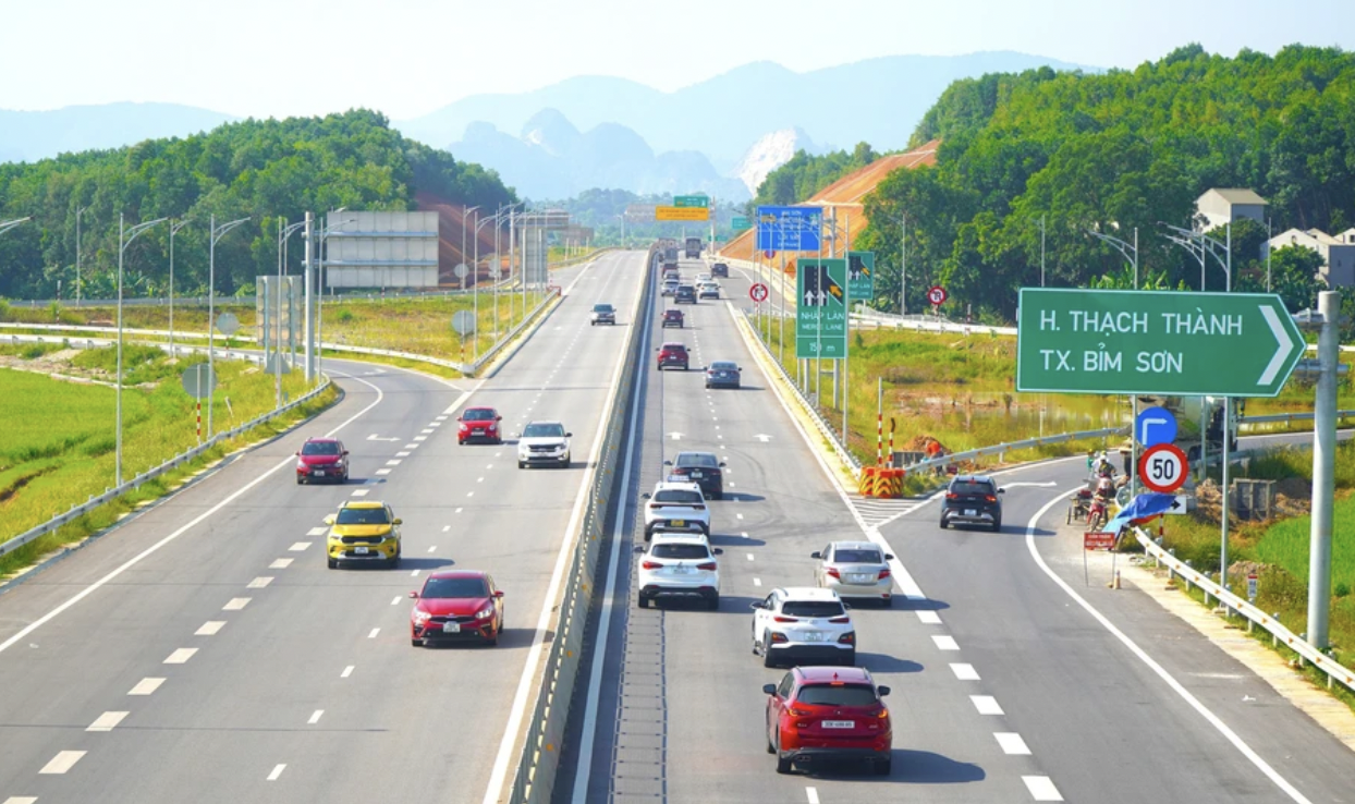 Năm nội dung thi đua "500 ng&agrave;y đ&ecirc;m ho&agrave;n th&agrave;nh 3.000km cao tốc"- Ảnh 1.