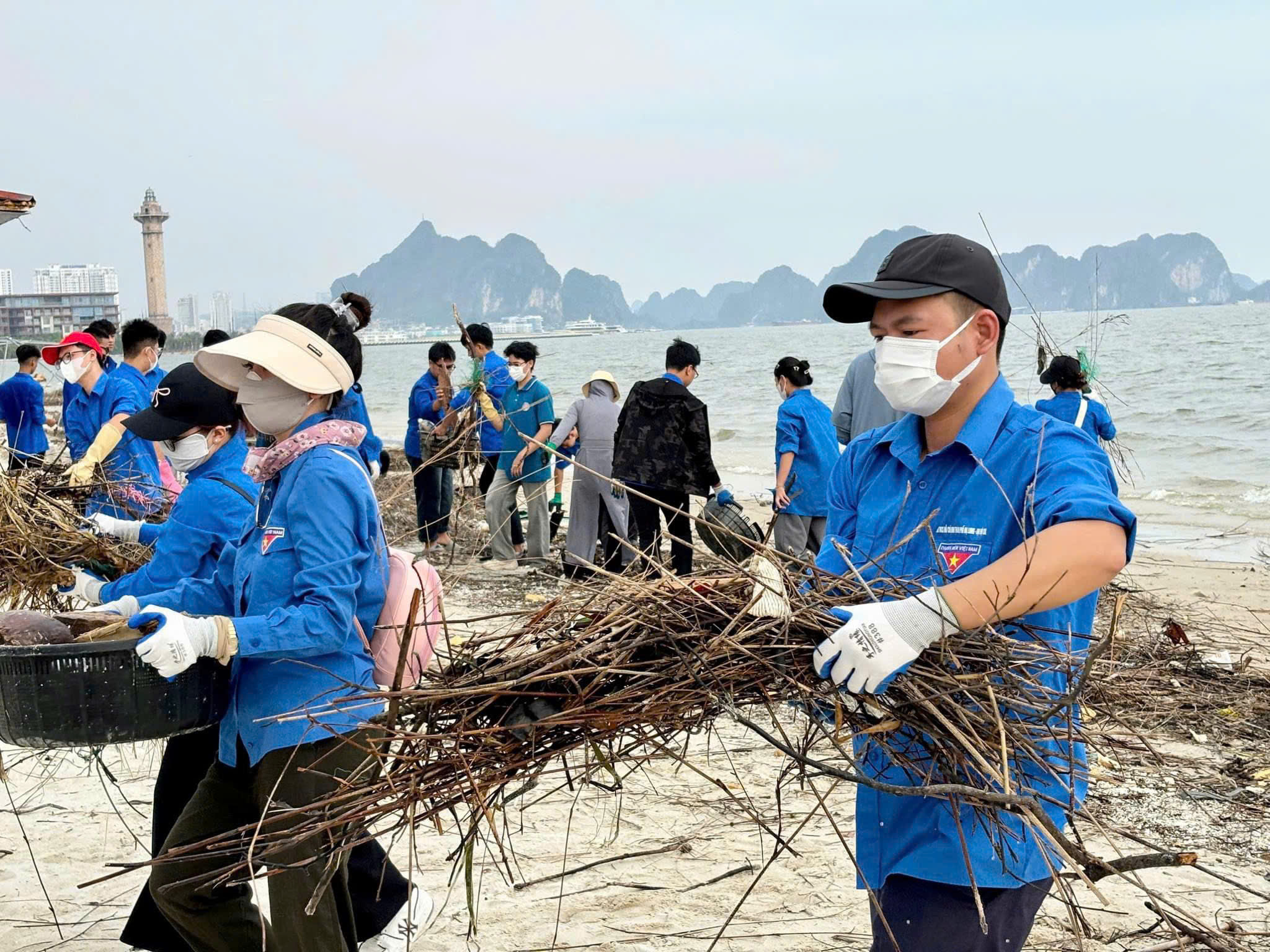 Quảng Ninh c&aacute;ch n&agrave;o "thần tốc" phục hồi du lịch sau b&atilde;o Yagi?- Ảnh 2.