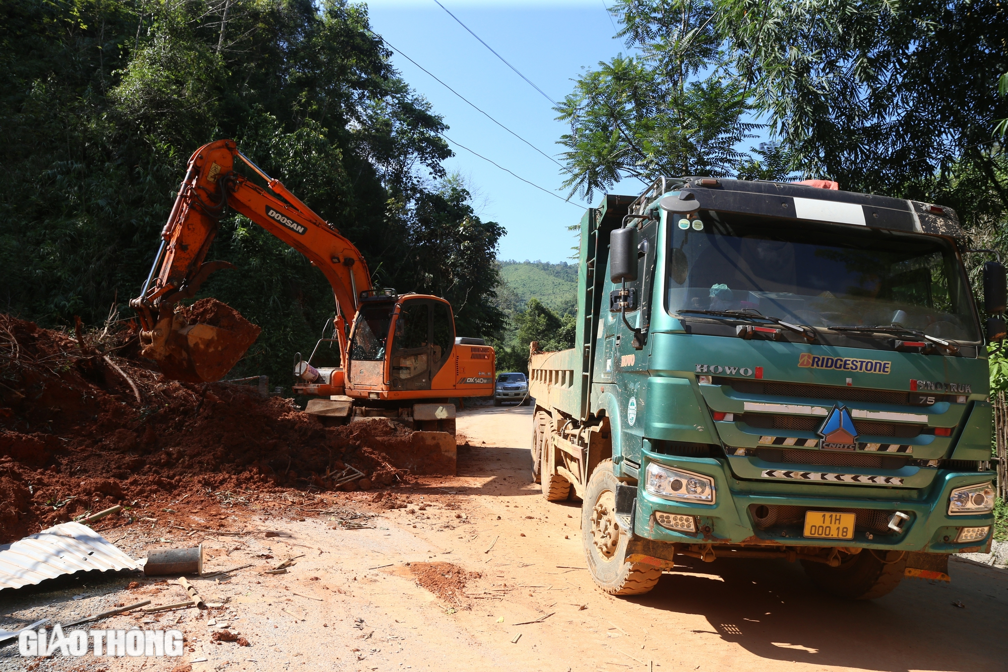 Cao Bằng: QL34 ngổn ngang điểm sạt lở, nguy cơ đứt đường, mất an to&agrave;n giao th&ocirc;ng- Ảnh 21.