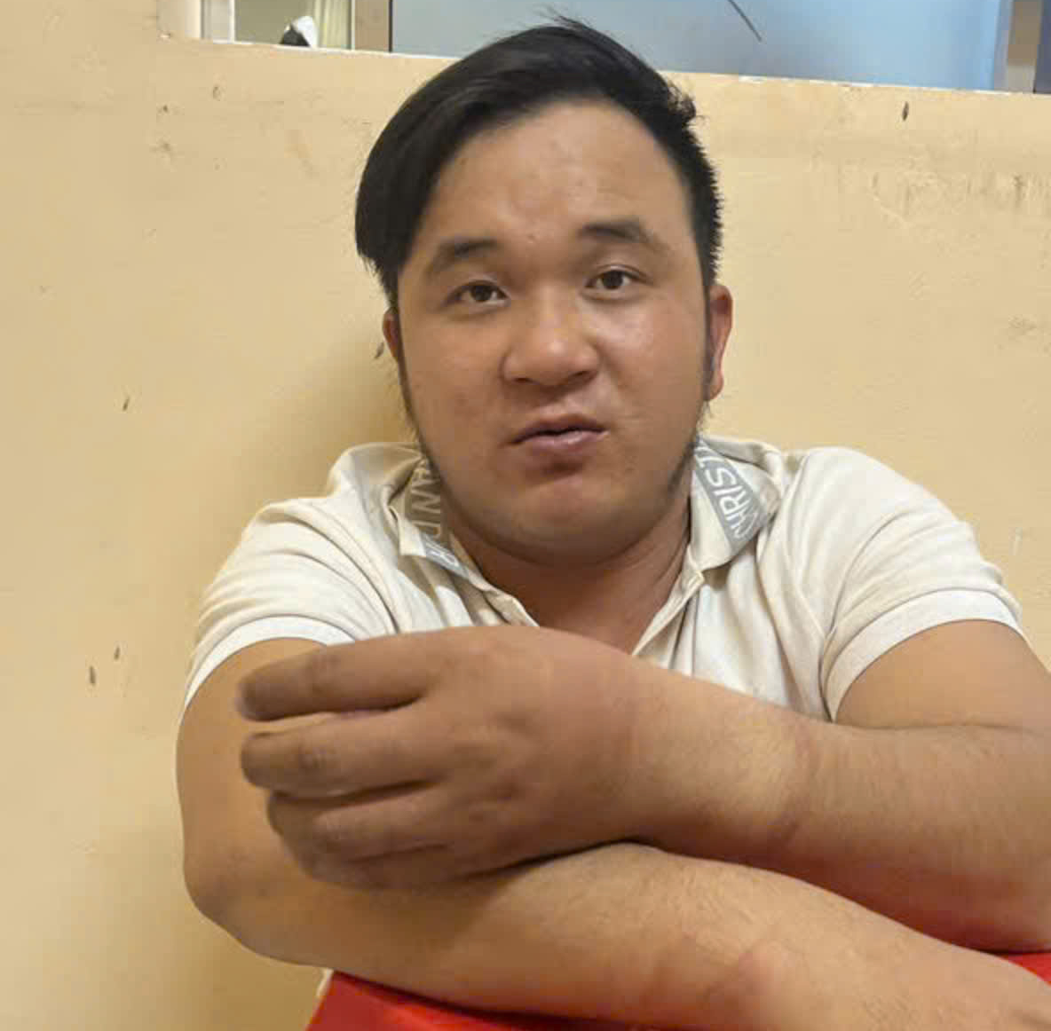 Triệt ph&aacute; đường d&acirc;y l&agrave;m giấy tờ giả từ Campuchia về TP.HCM- Ảnh 1.