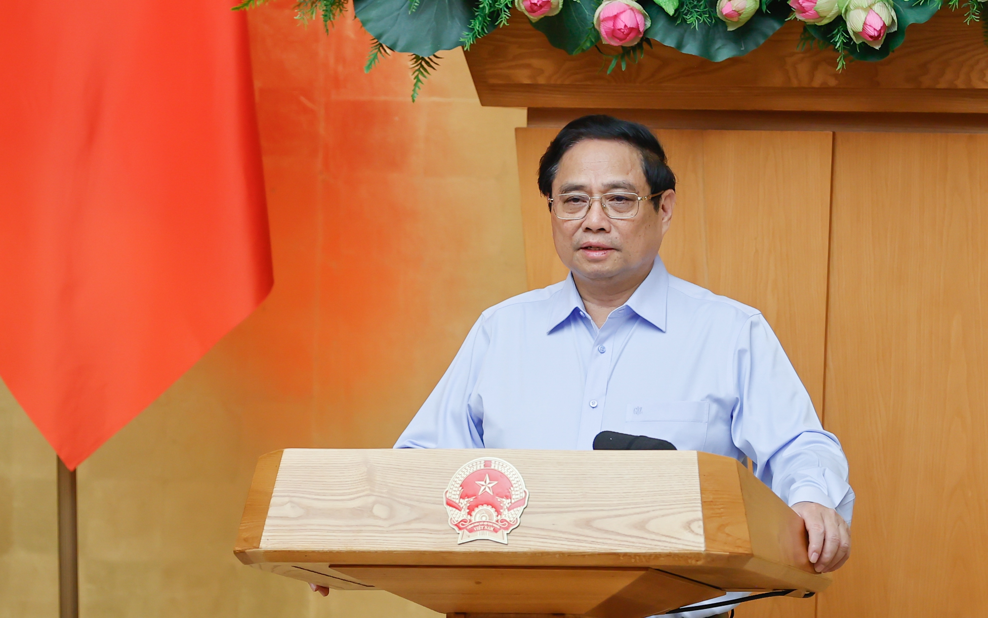 Thủ tướng: Nếu ai sợ tr&aacute;ch nhiệm th&igrave; đứng sang một b&ecirc;n