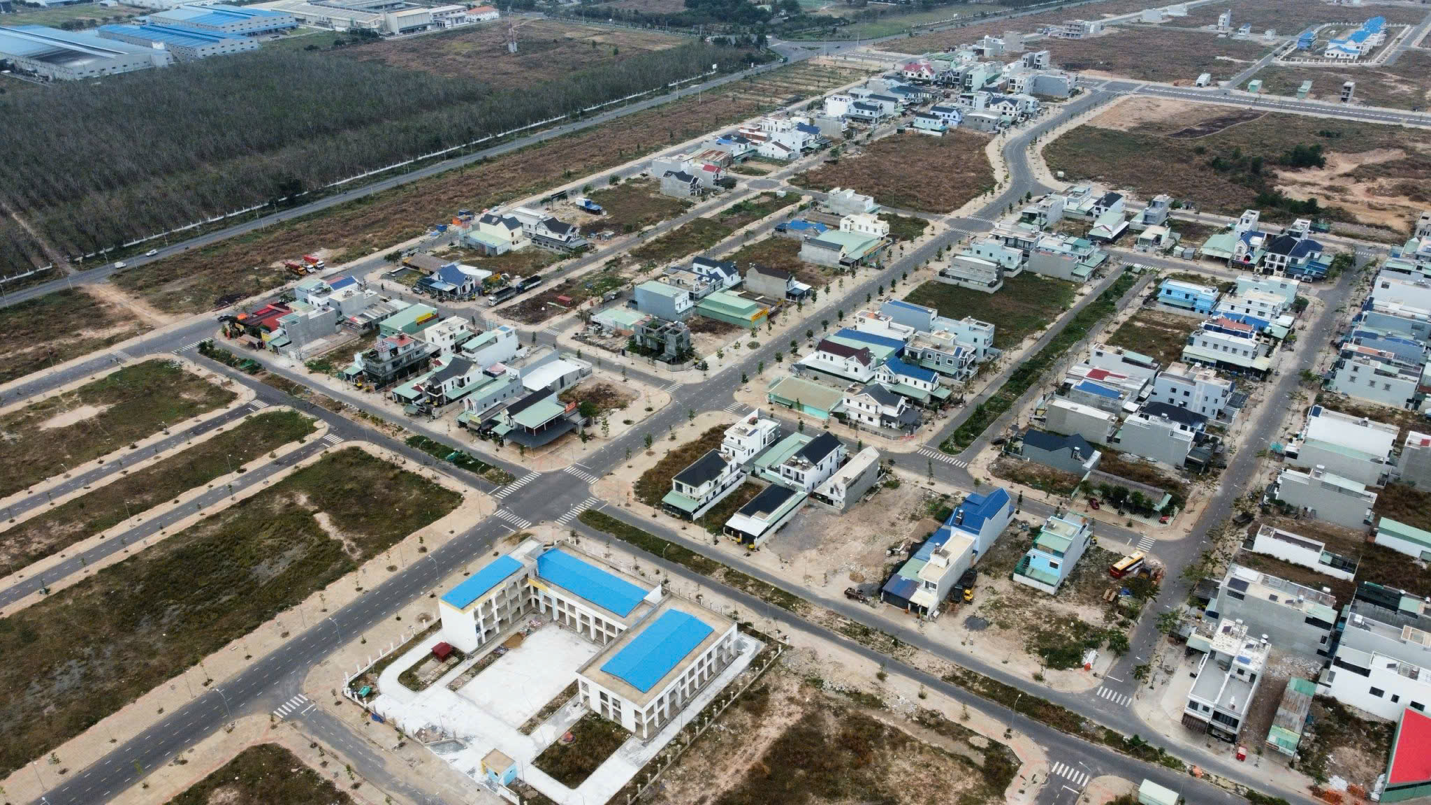 Thủ tướng: Đồng Nai phải khai th&aacute;c hiệu quả 2 s&acirc;n bay v&agrave; c&aacute;c dự &aacute;n giao th&ocirc;ng trọng điểm- Ảnh 4.