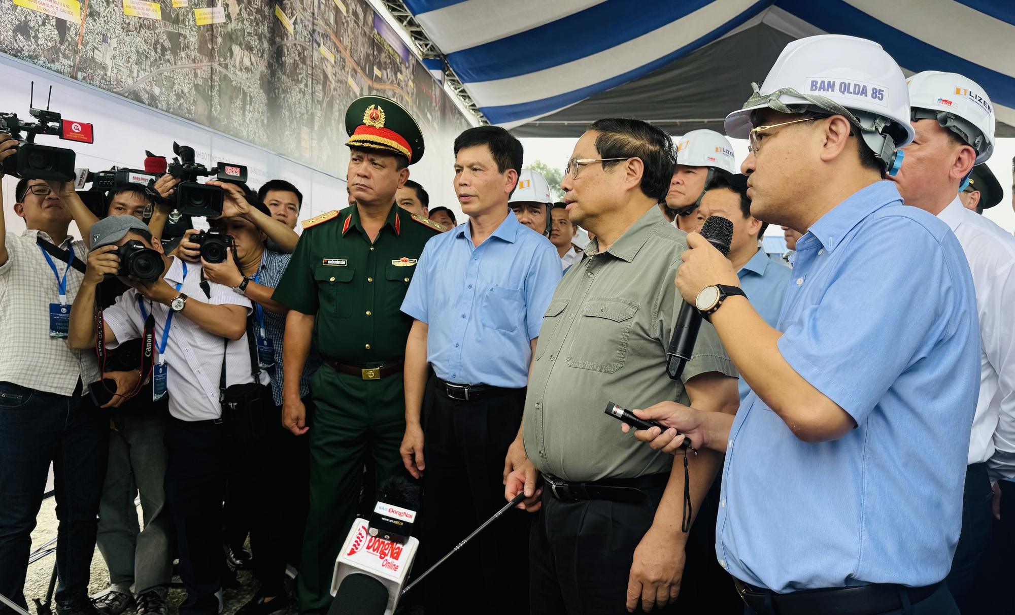 Thủ tướng y&ecirc;u cầu giao nhanh mặt bằng l&agrave;m cao tốc, Đồng Nai cam kết xong trước 15/10- Ảnh 1.