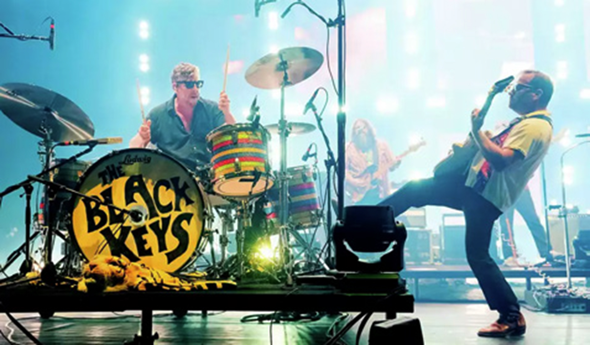 L&agrave;ng nhạc hết thời show diễn tỷ đ&ocirc;- Ảnh 1.