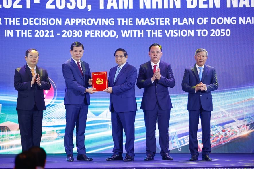 Thủ tướng gợi mở "1 trọng t&acirc;m, 2 tăng cường, 3 đột ph&aacute;" để Đồng Nai ph&aacute;t triển- Ảnh 2.