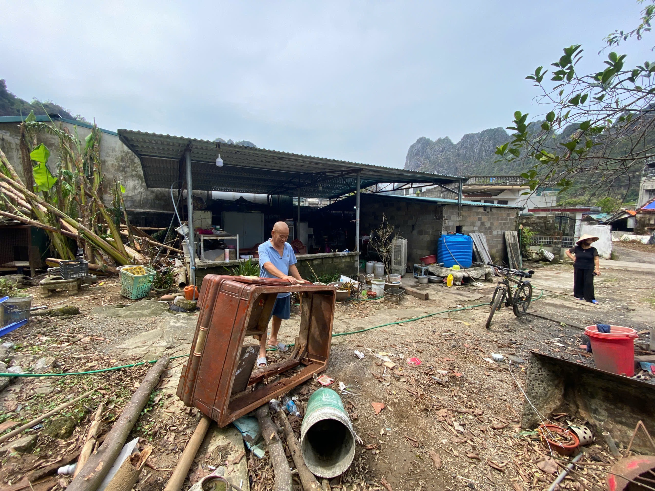 X&oacute;a nhanh cảnh "m&agrave;n trời chiếu đất" sau b&atilde;o dữ- Ảnh 2.